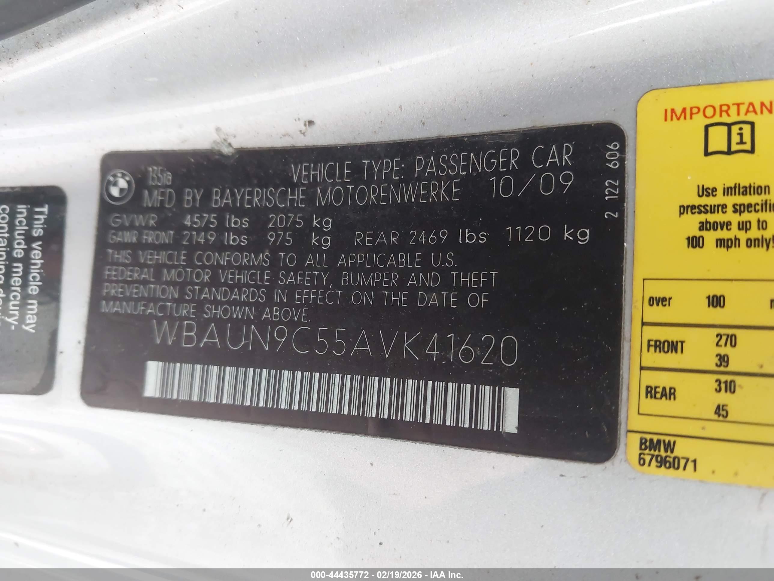 BMW 135I image 9