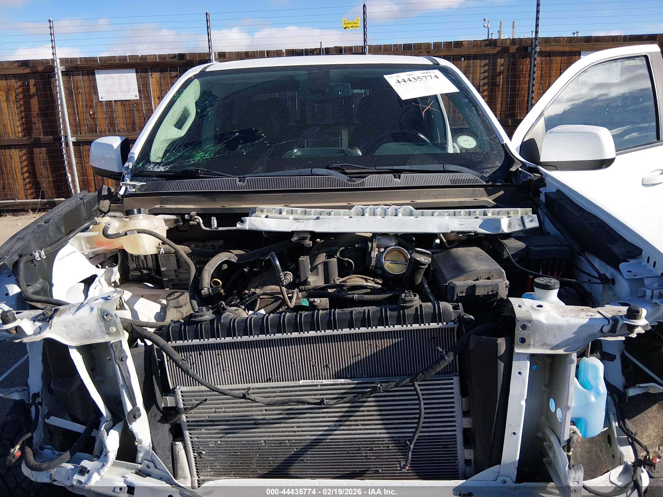 CHEVROLET COLORADO image 10