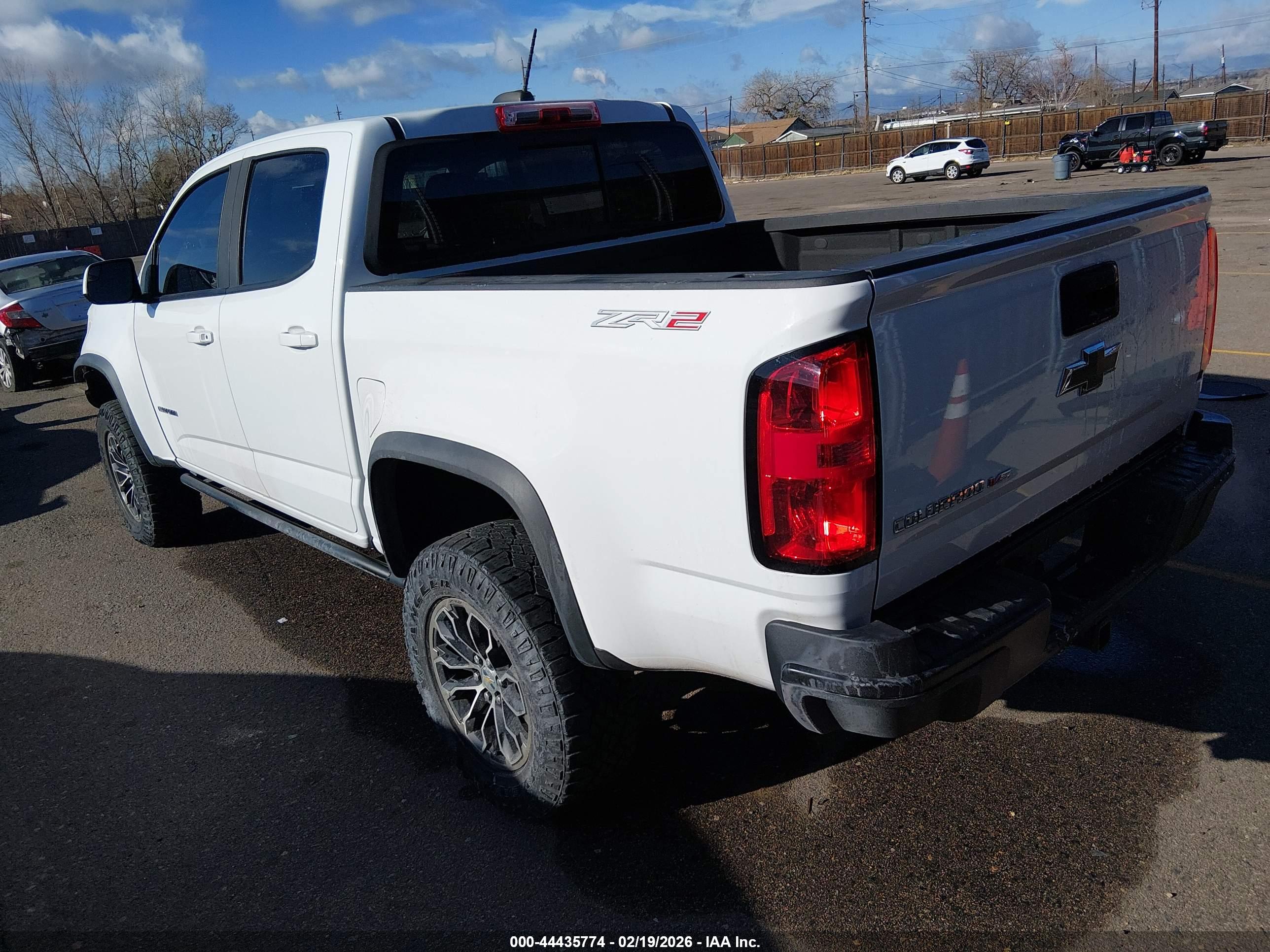 CHEVROLET COLORADO image 3
