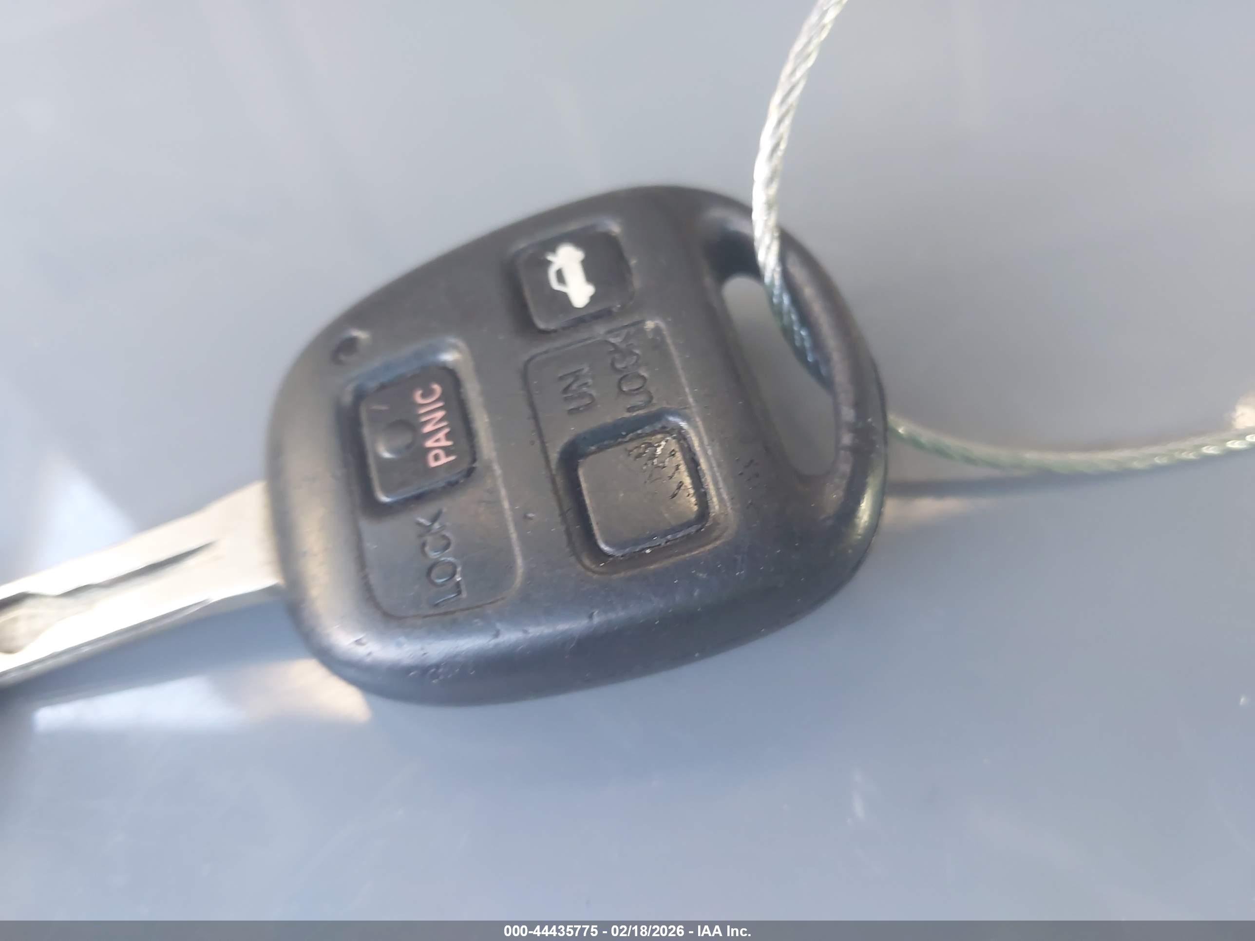 LEXUS ES image 11
