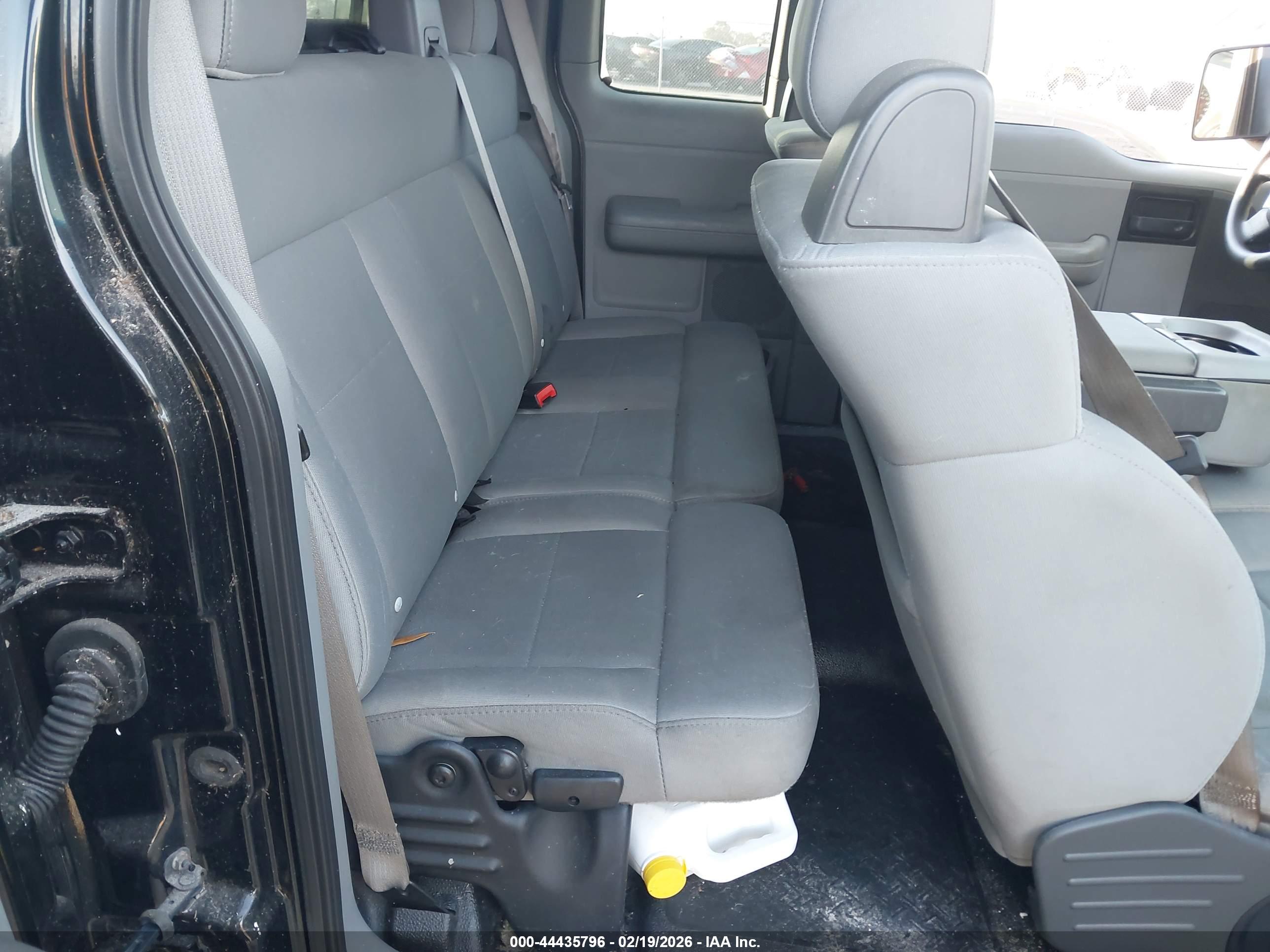 FORD F-150 image 8