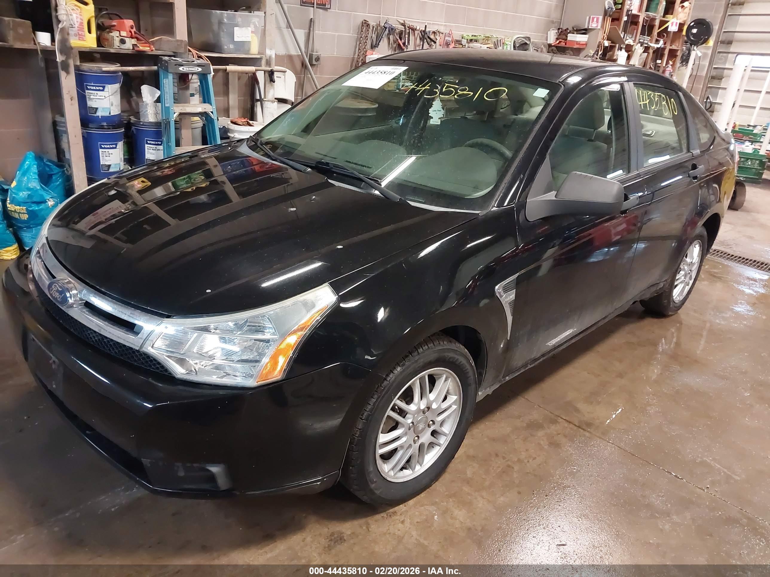 FORD FOCUS image 2