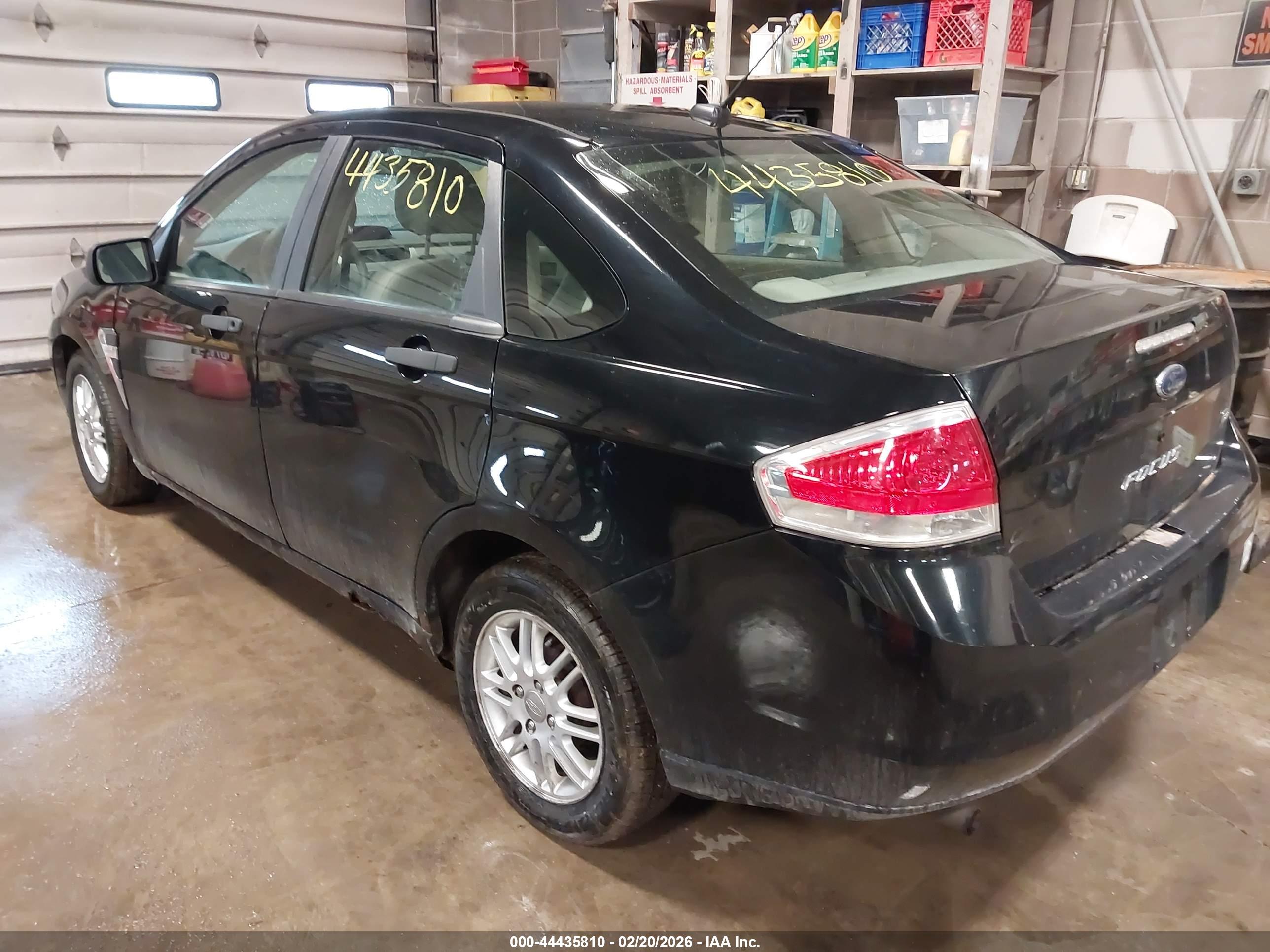 FORD FOCUS image 3
