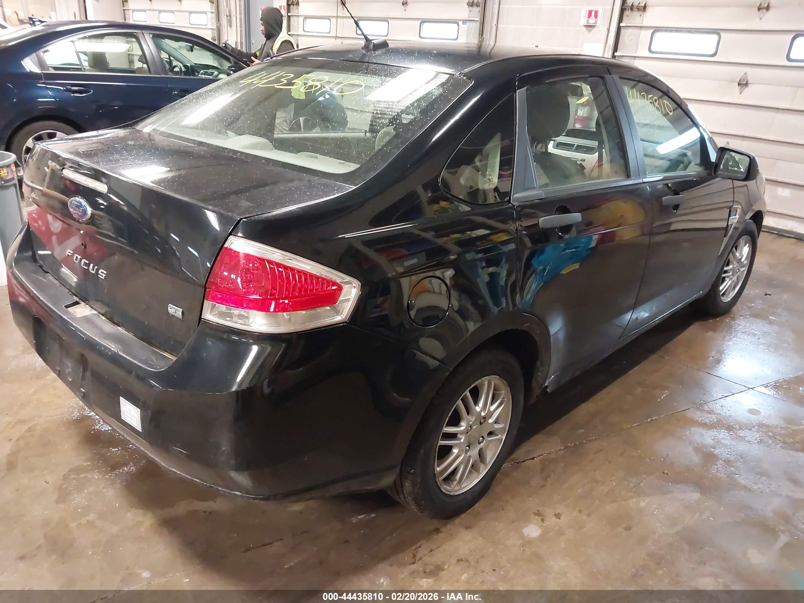 FORD FOCUS image 4