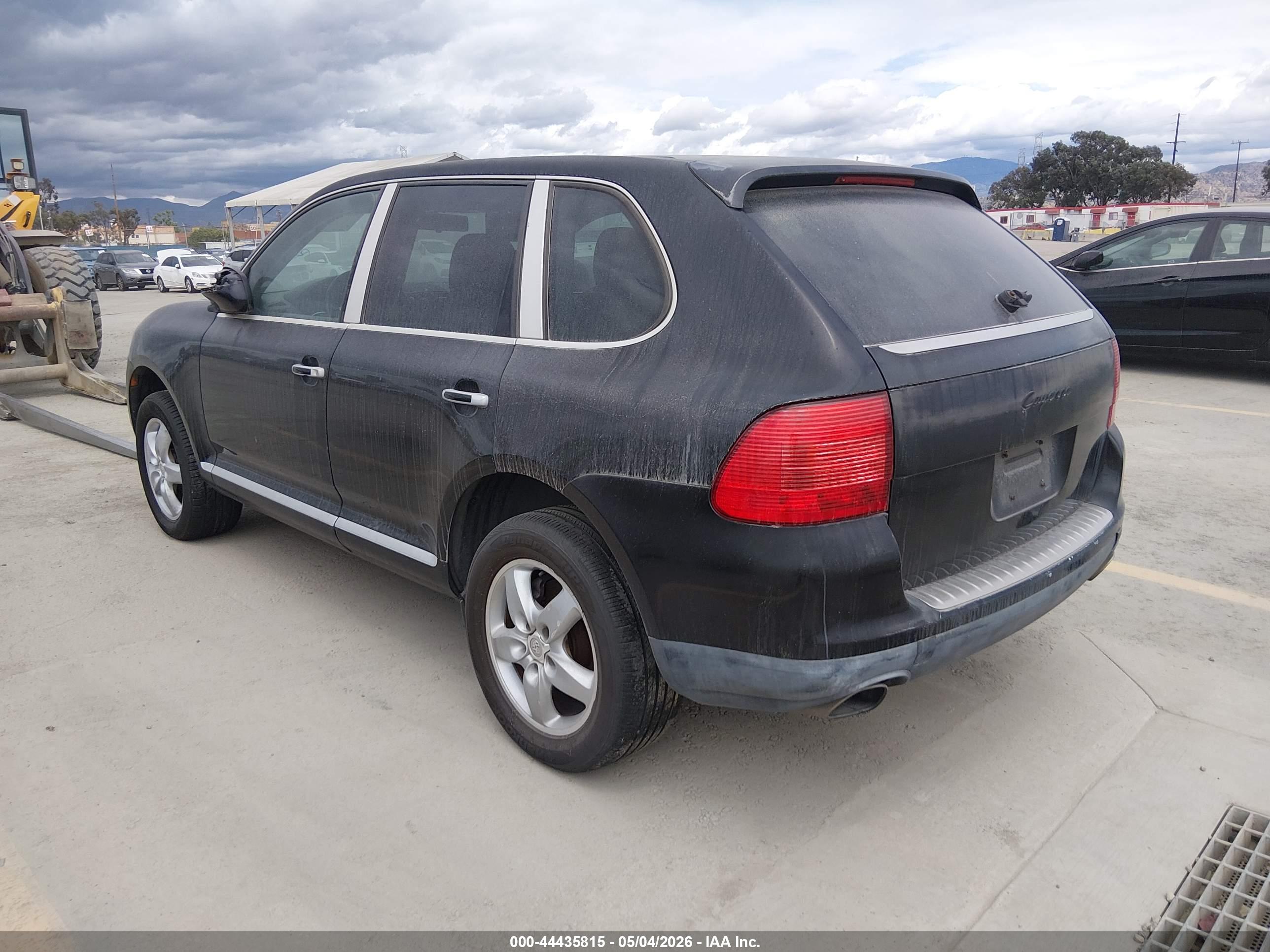 PORSCHE CAYENNE image 3