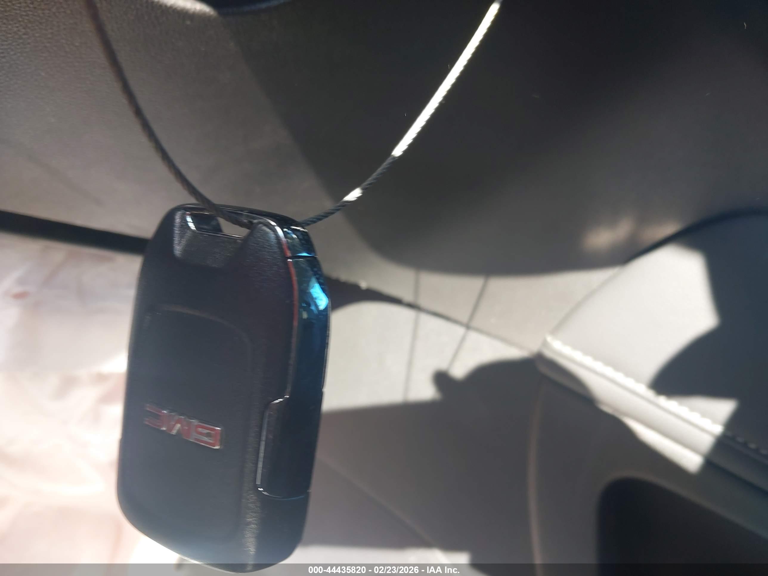 GMC ACADIA image 11