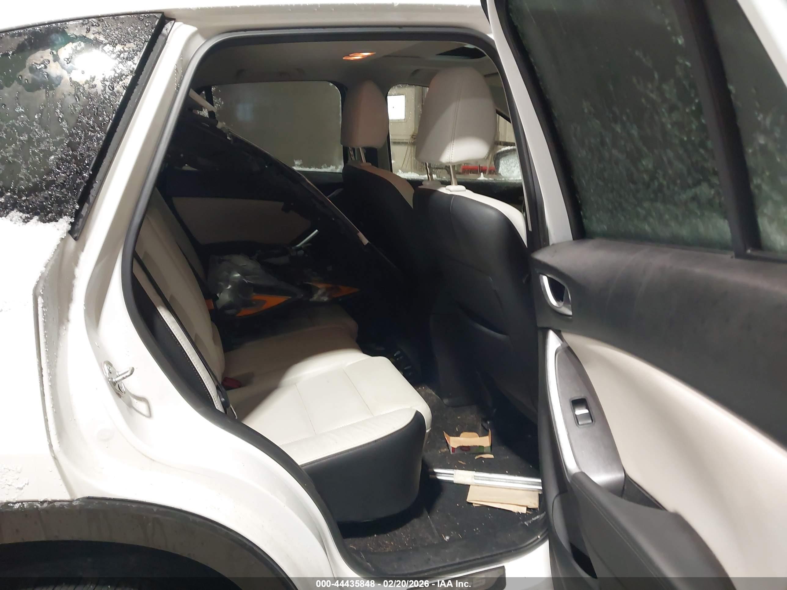 MAZDA CX-5 image 8