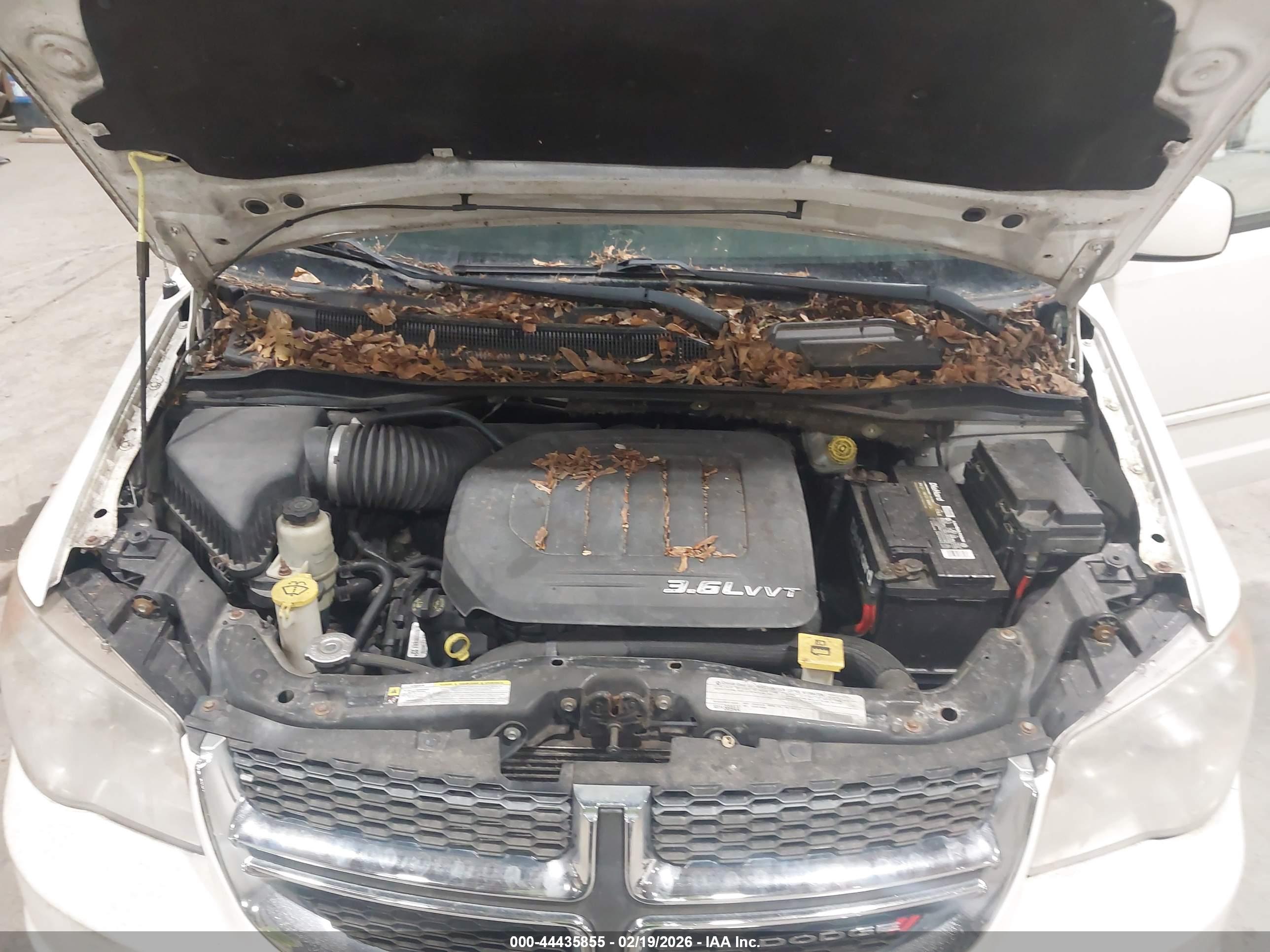 DODGE GRAND image 10