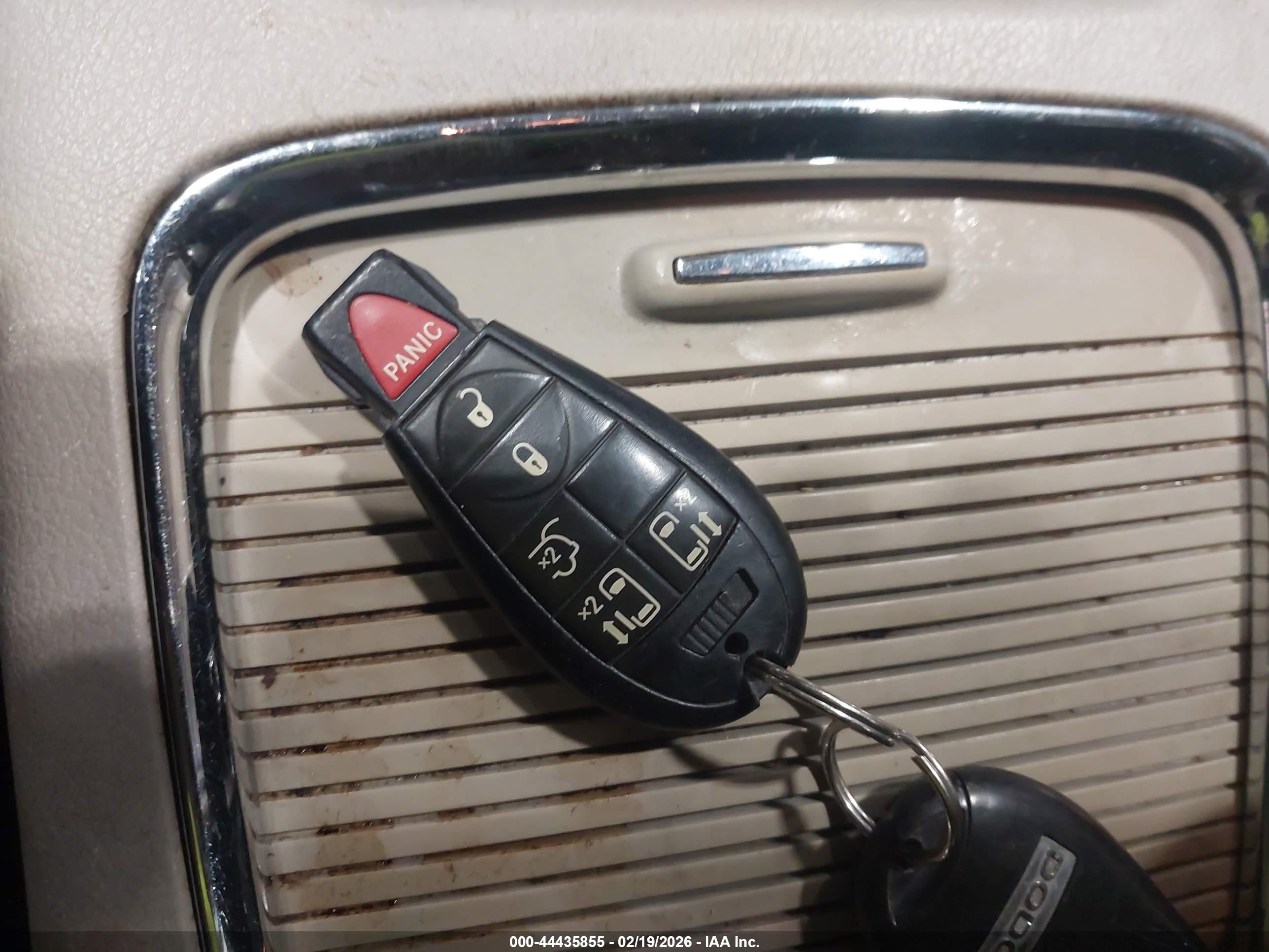 DODGE GRAND image 11