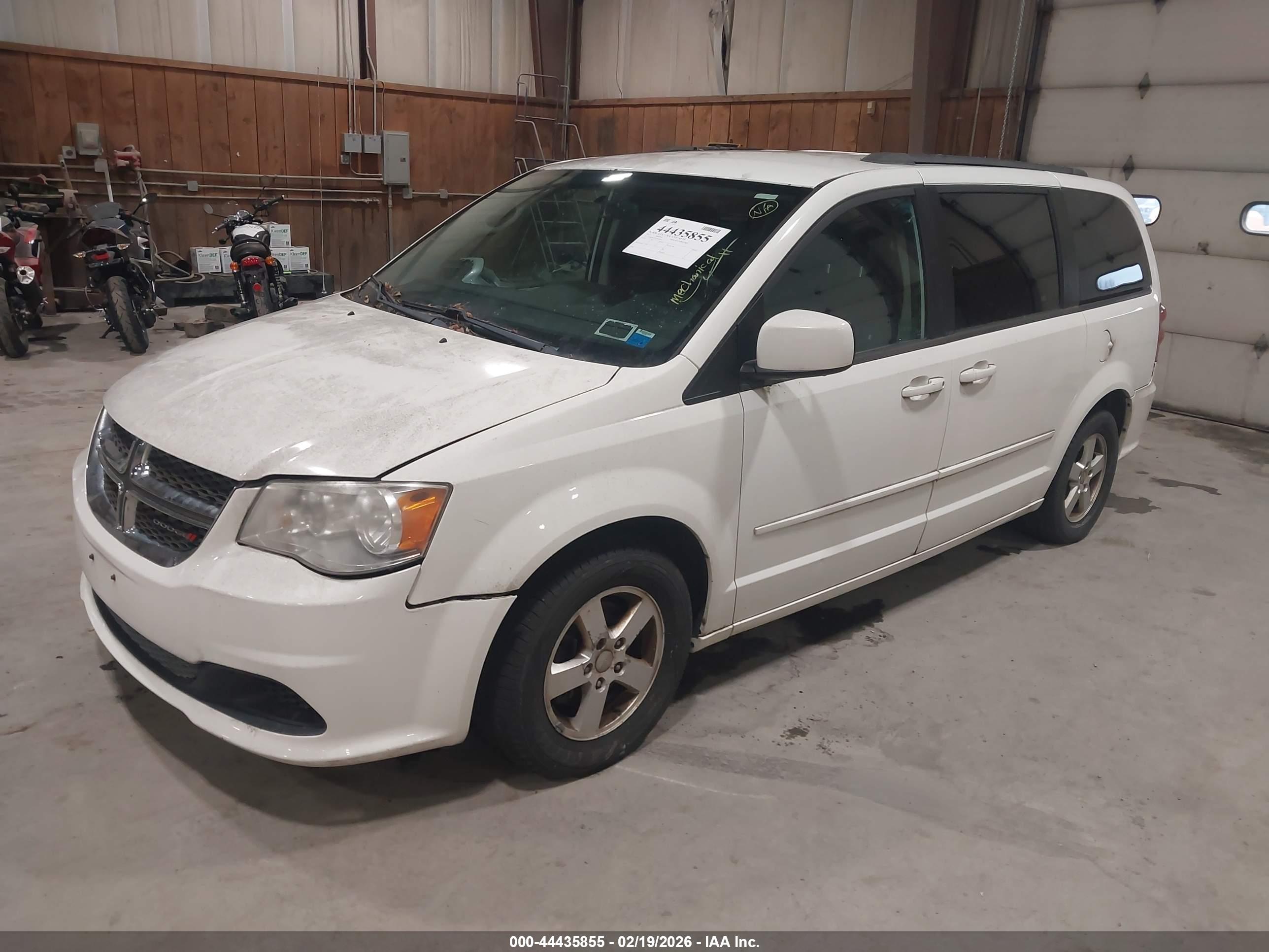 DODGE GRAND image 2