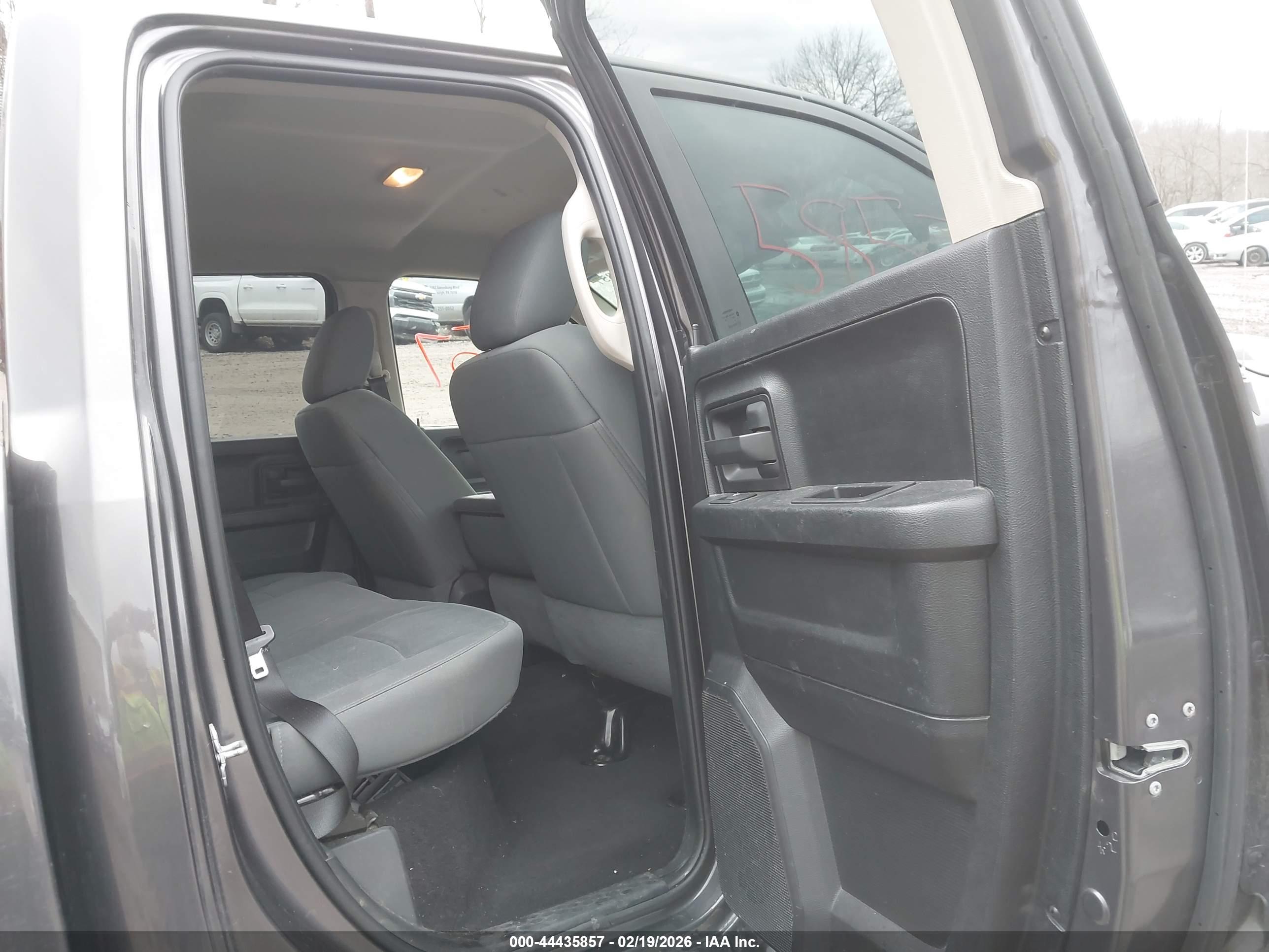 RAM 1500 image 8