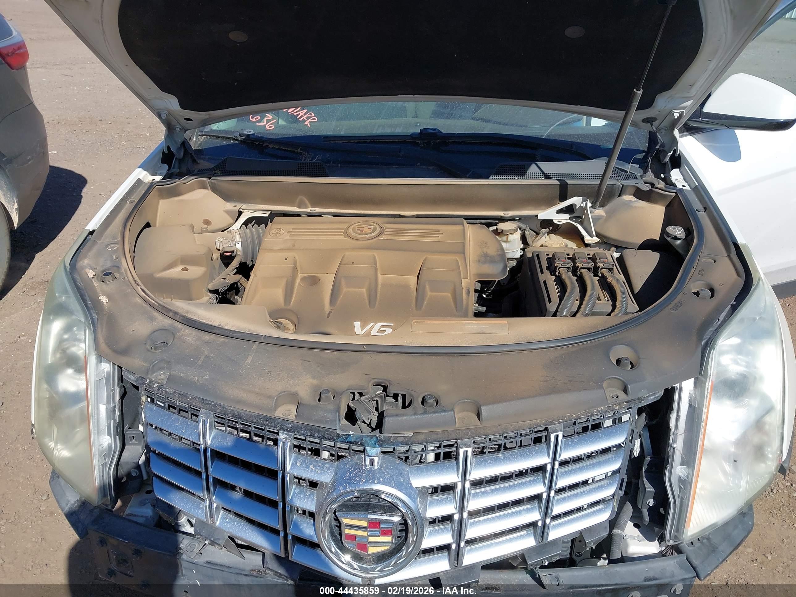 CADILLAC SRX image 10