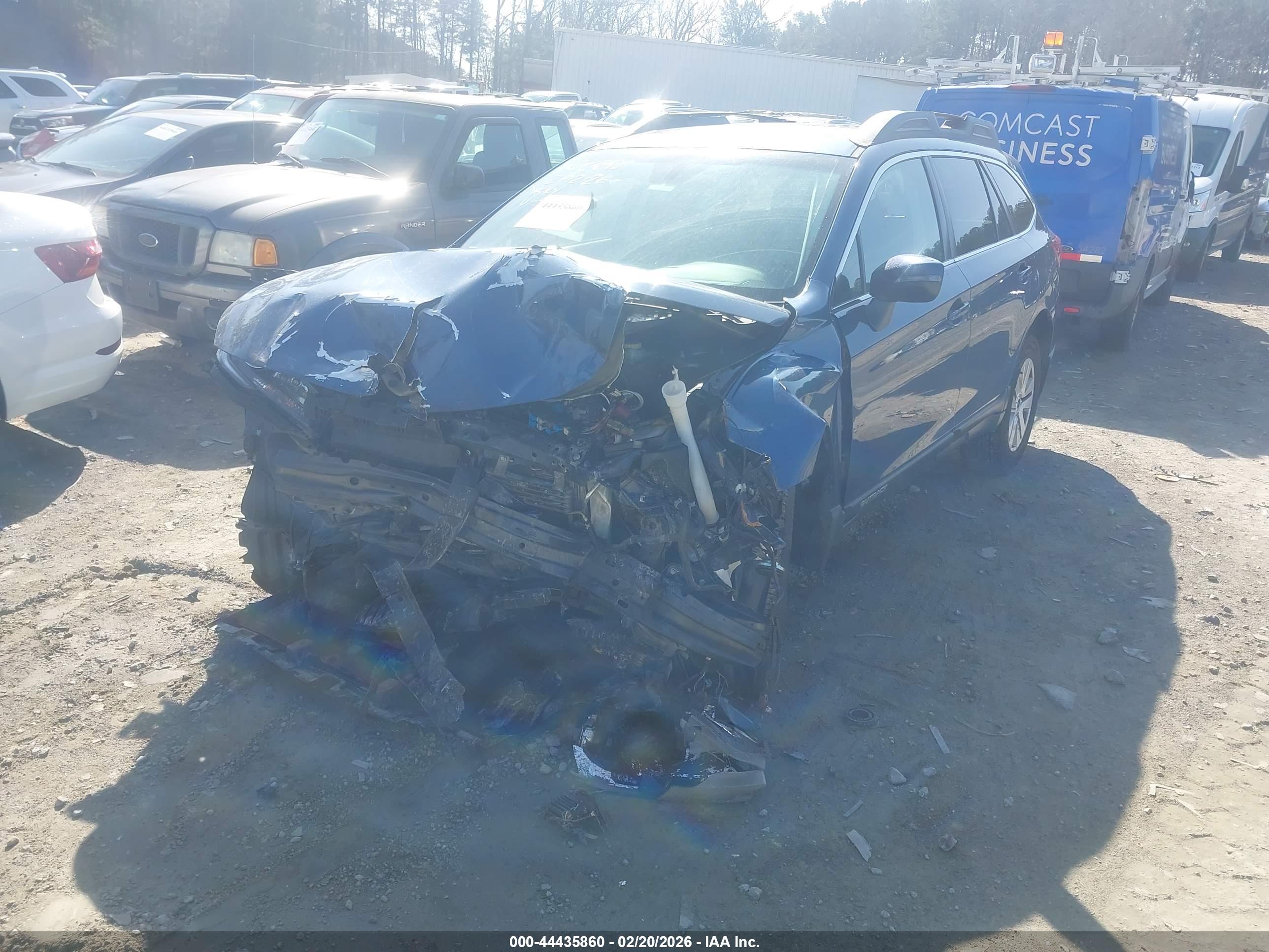 SUBARU OUTBACK image 2