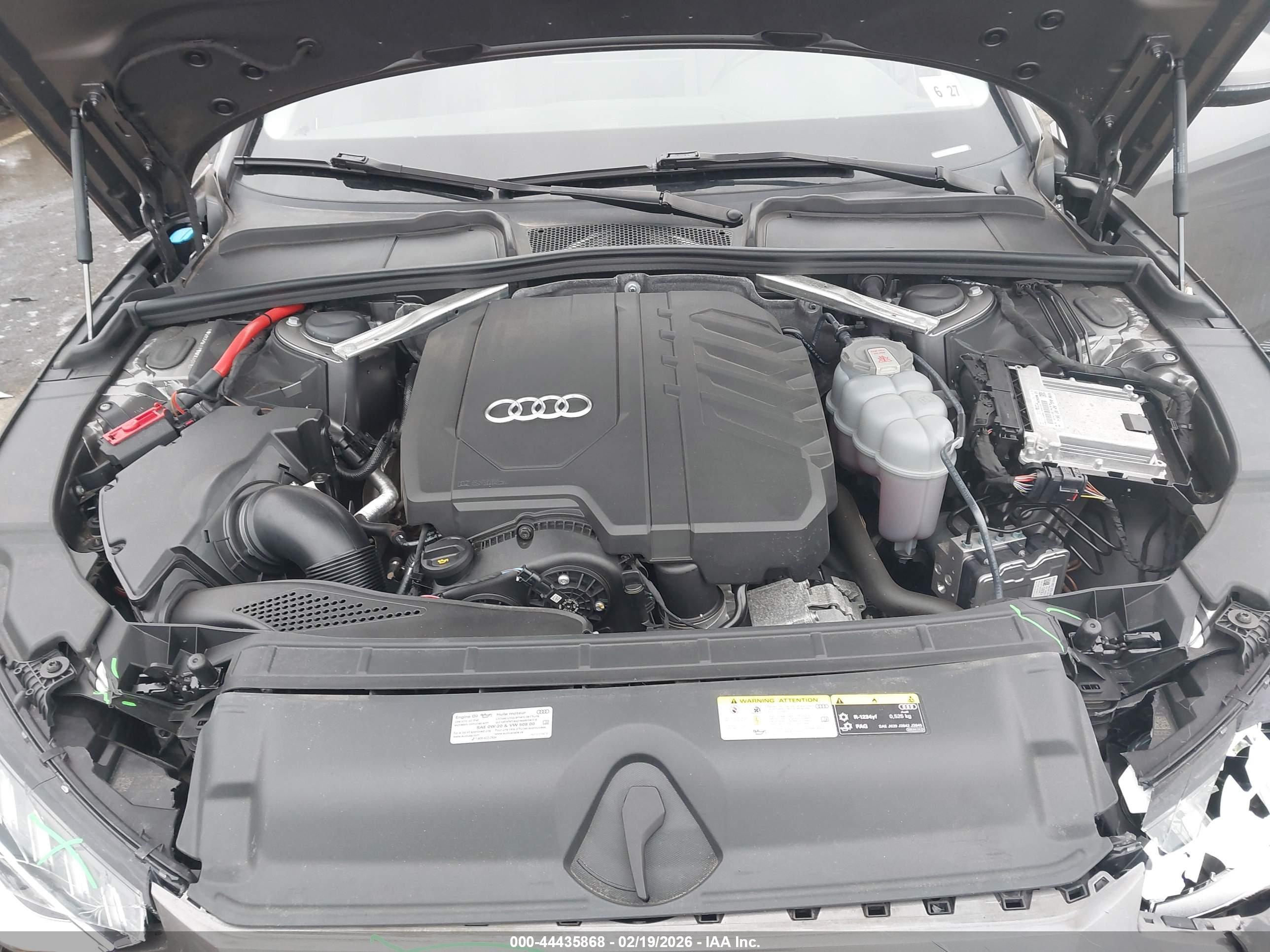 AUDI A4 image 10