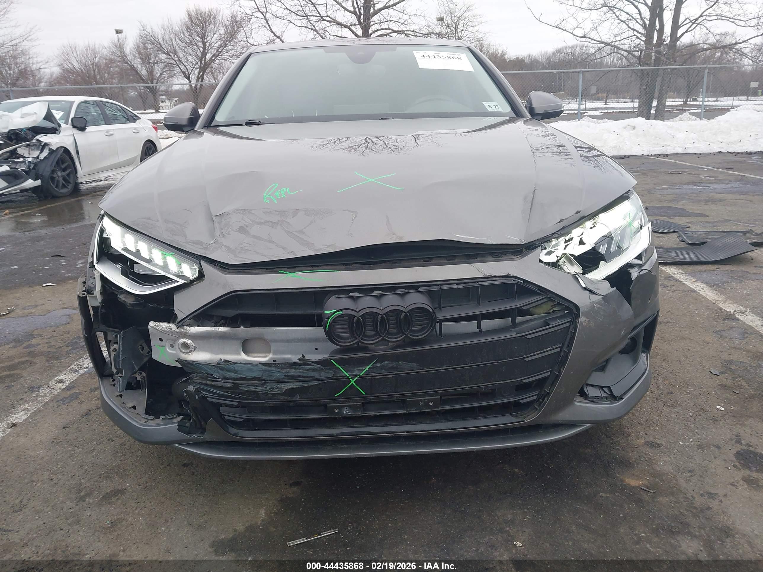 AUDI A4 image 6