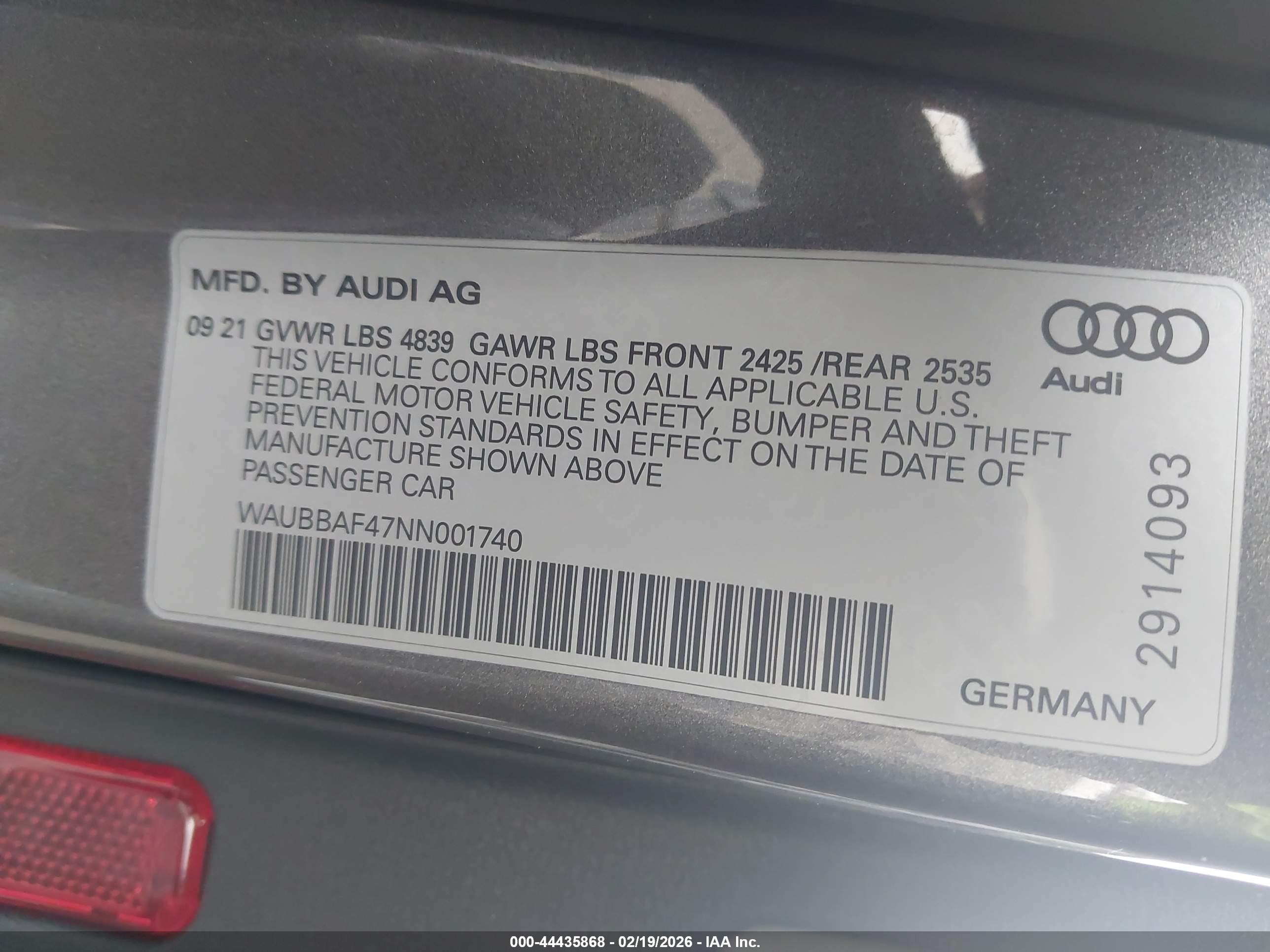 AUDI A4 image 9