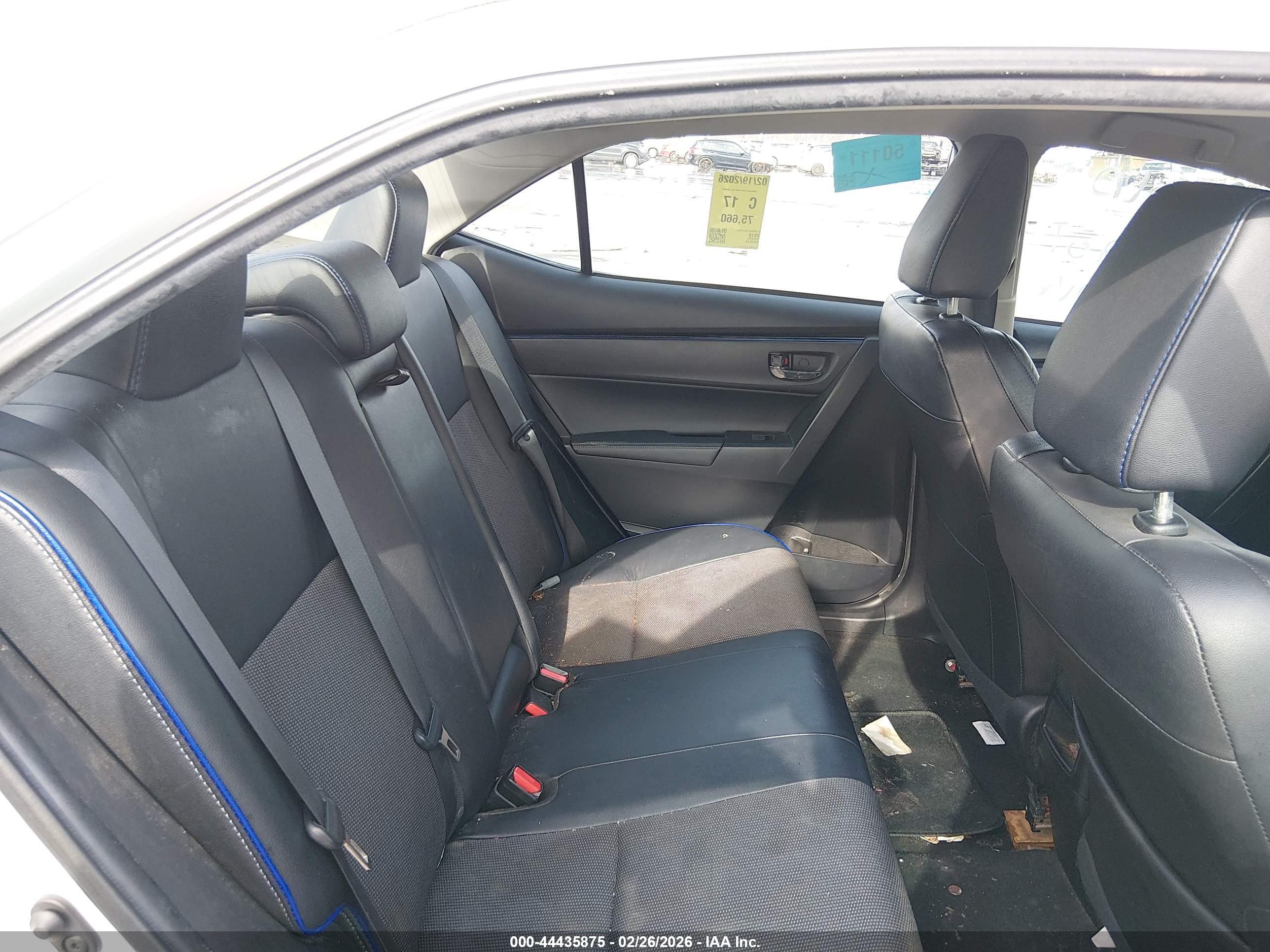 TOYOTA COROLLA image 8