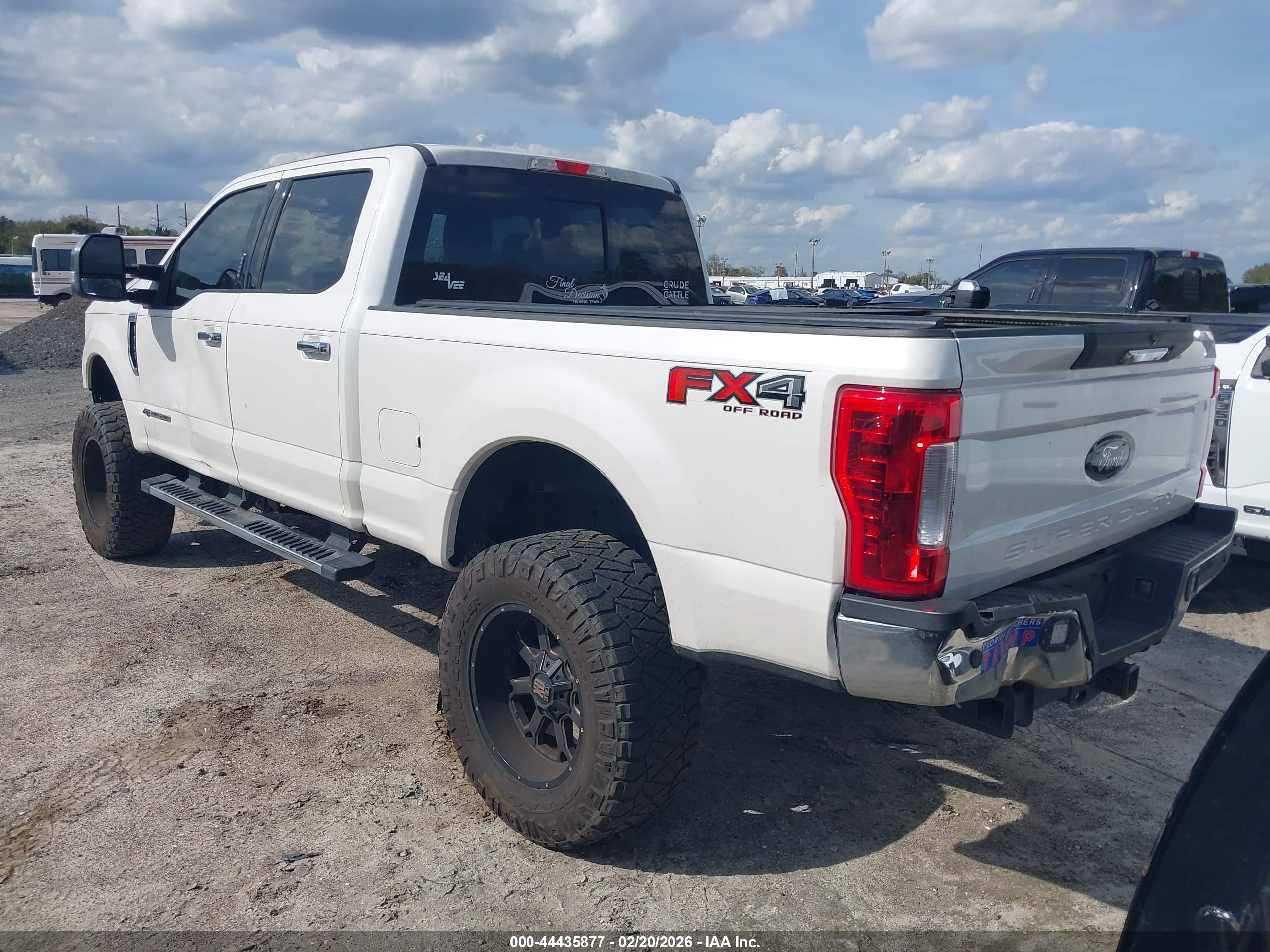 FORD F-250 image 3
