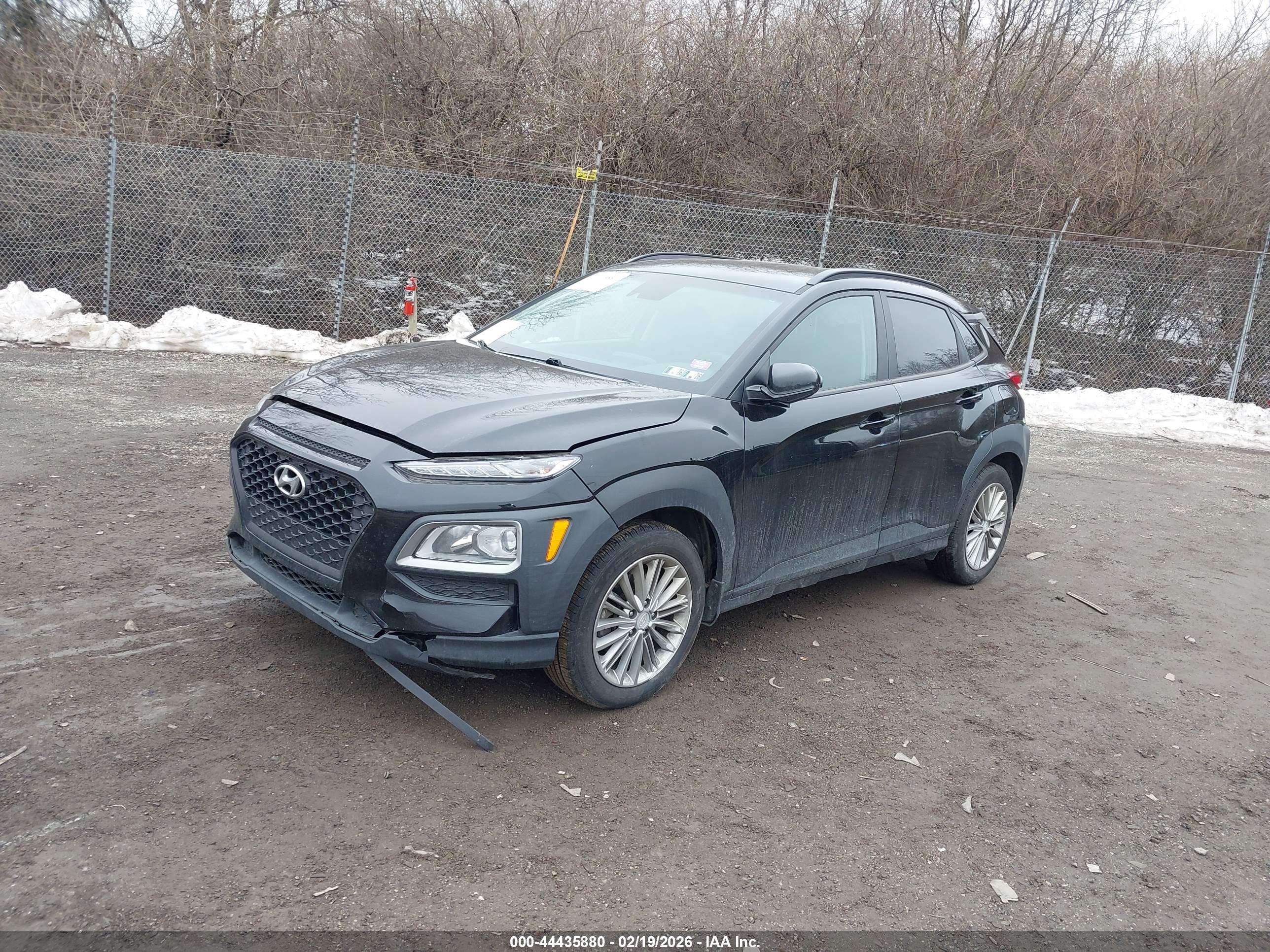 HYUNDAI KONA image 2