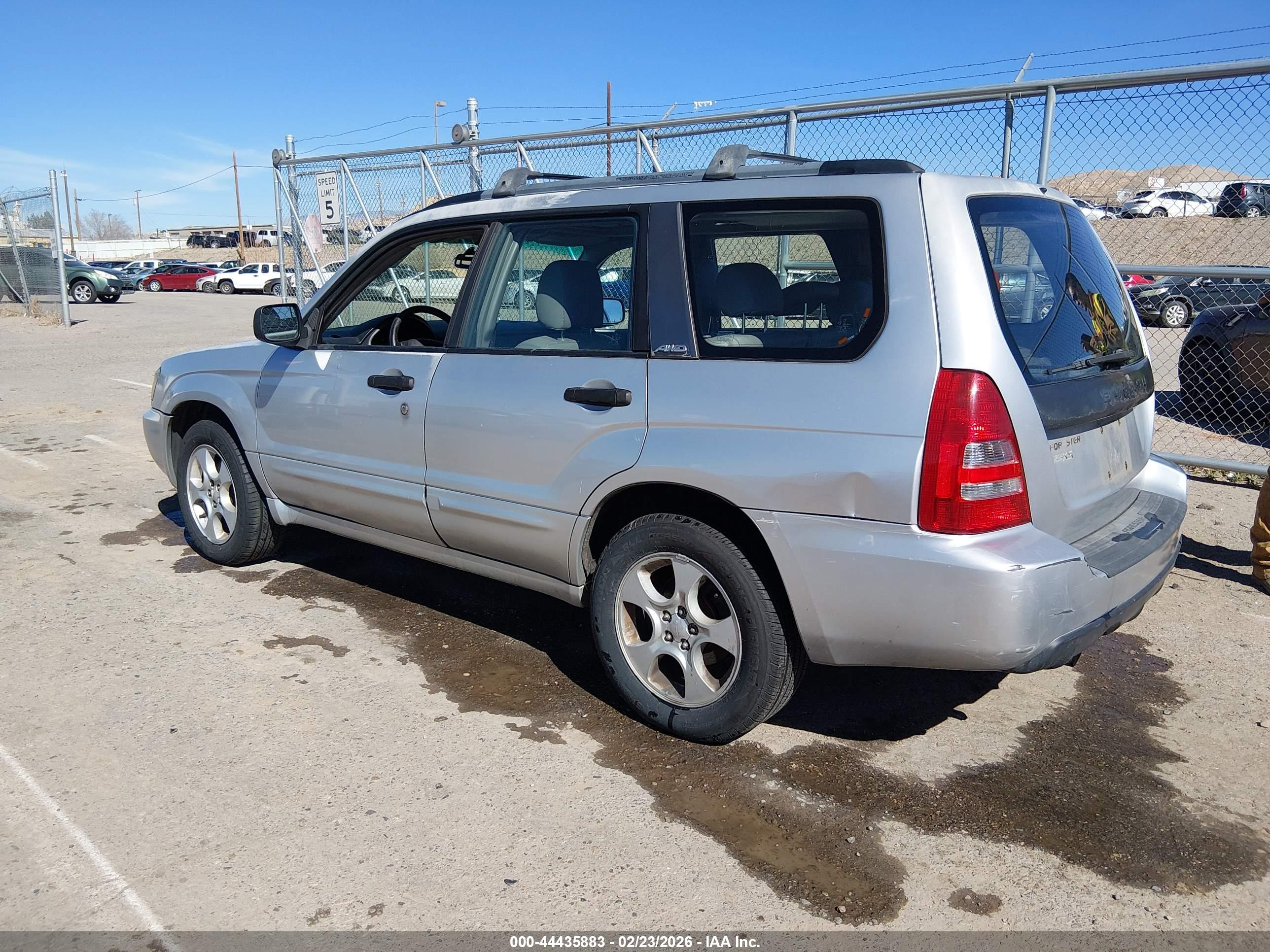 SUBARU FORESTER image 3