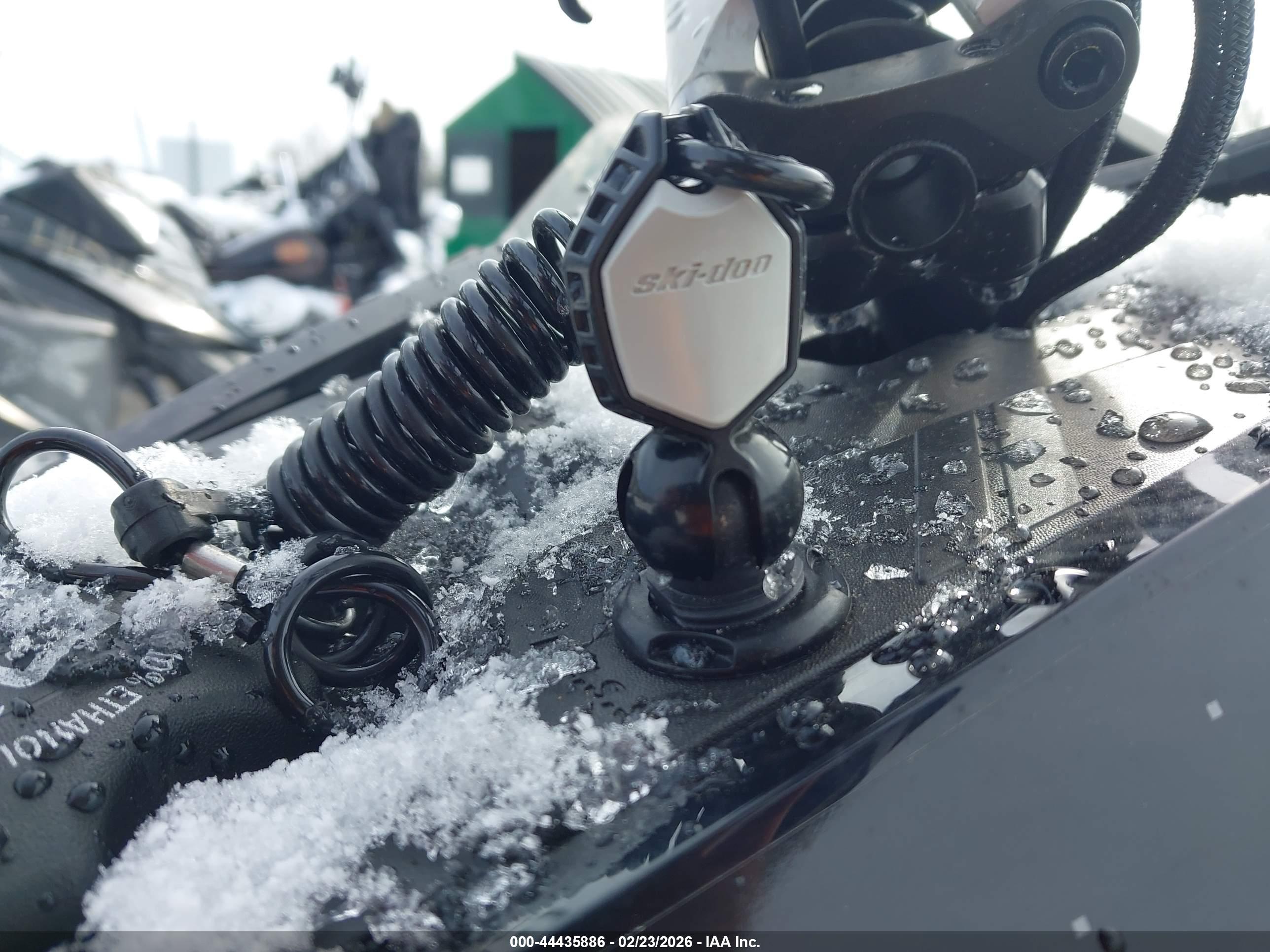 SKI DOO image 11