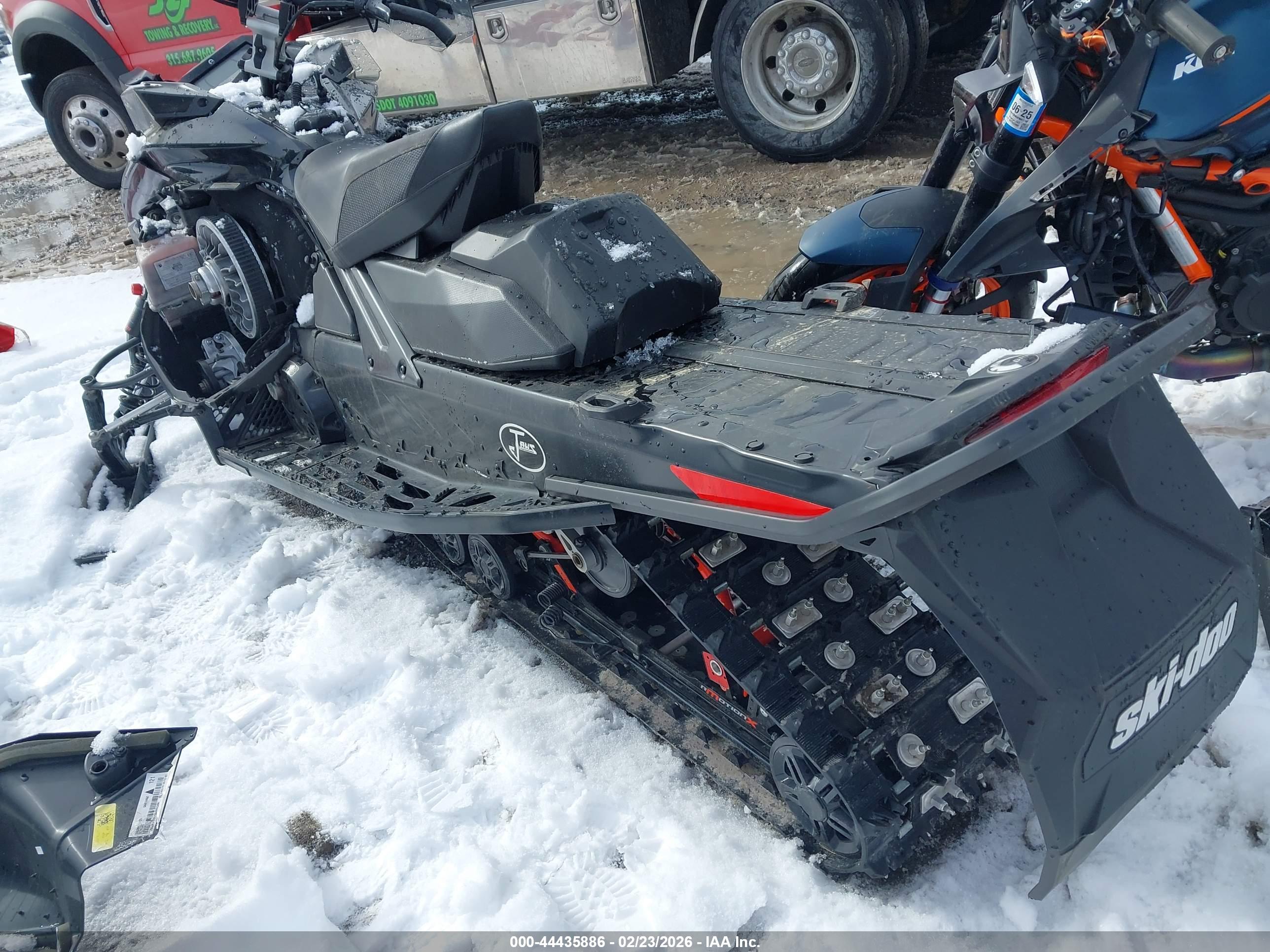 SKI DOO image 3