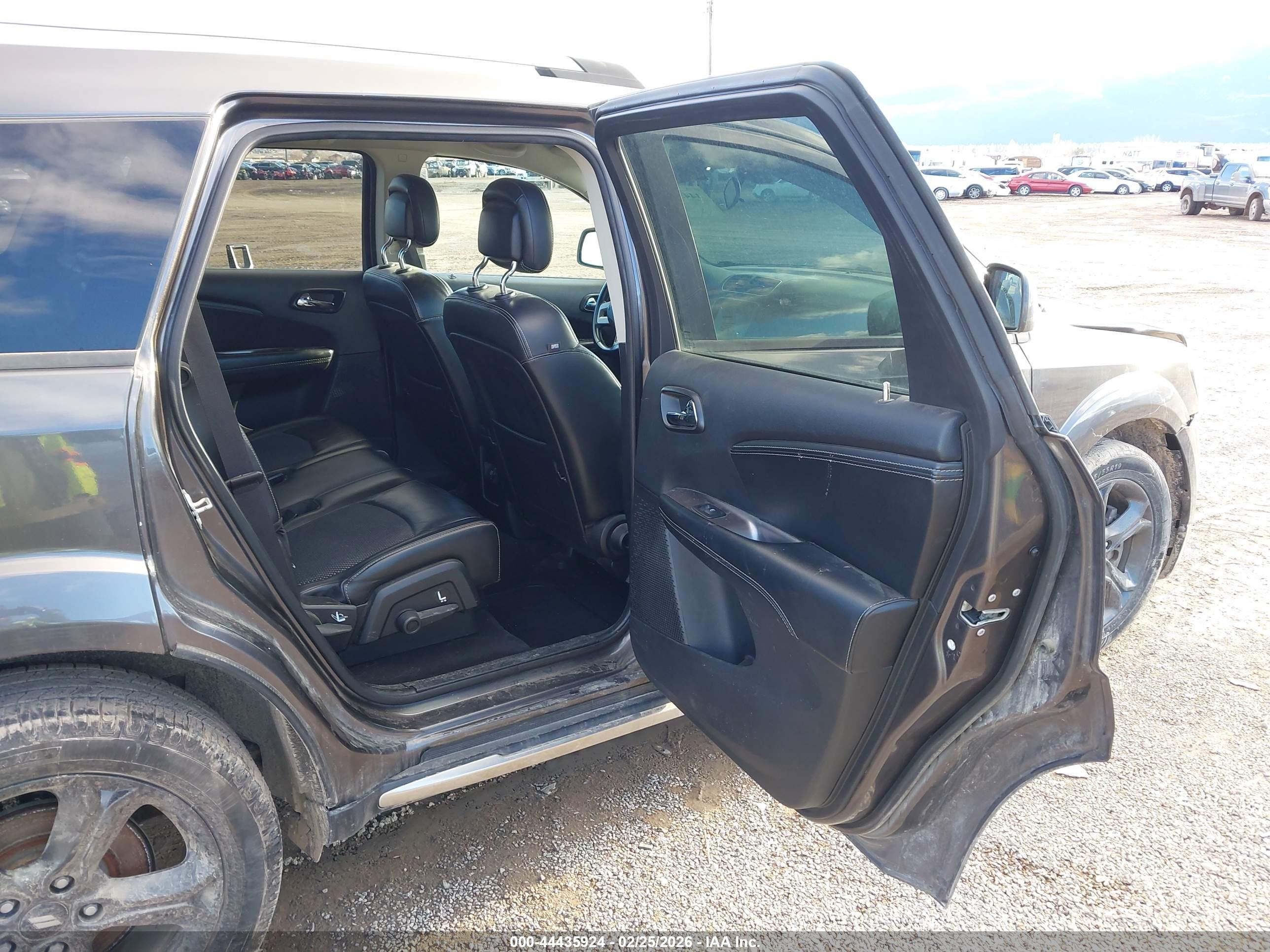 DODGE JOURNEY image 8
