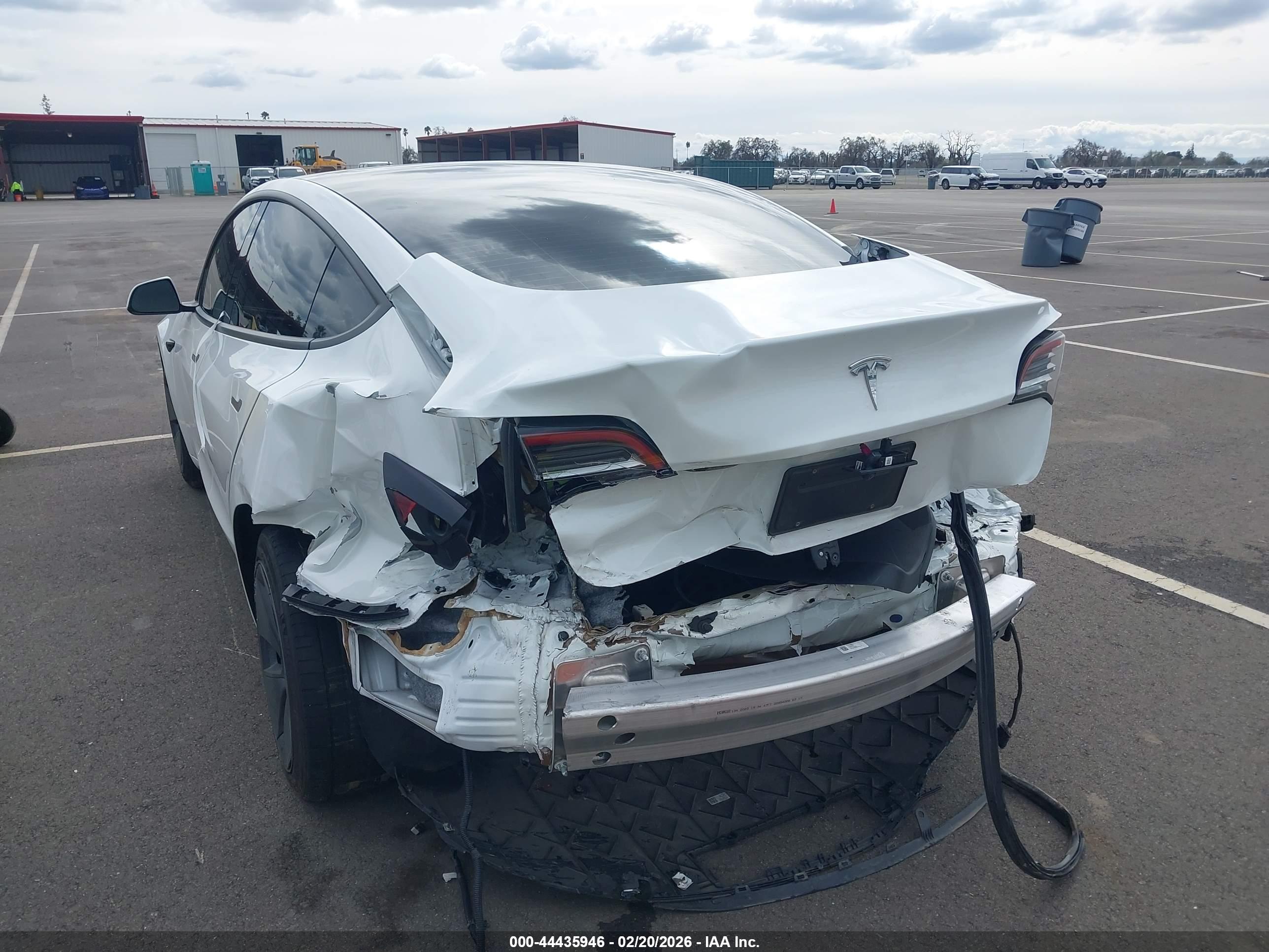 TESLA MODEL image 6