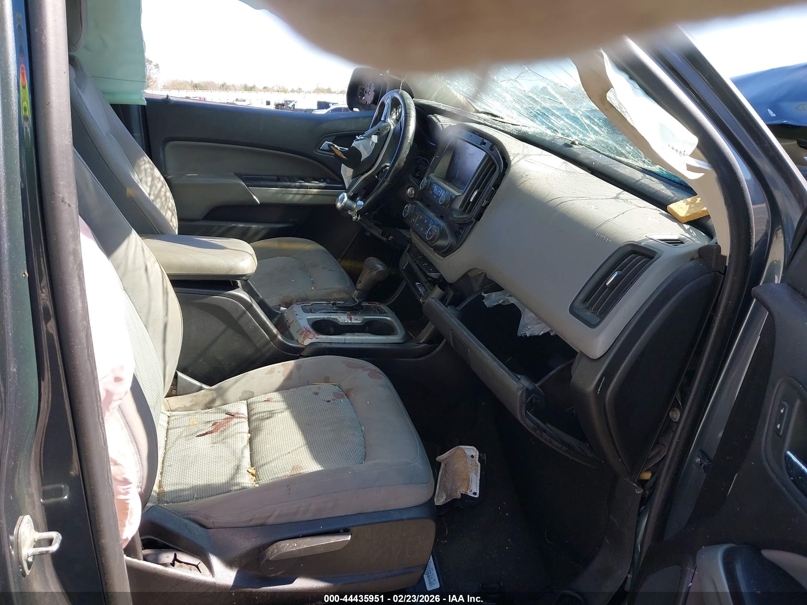 CHEVROLET COLORADO image 5