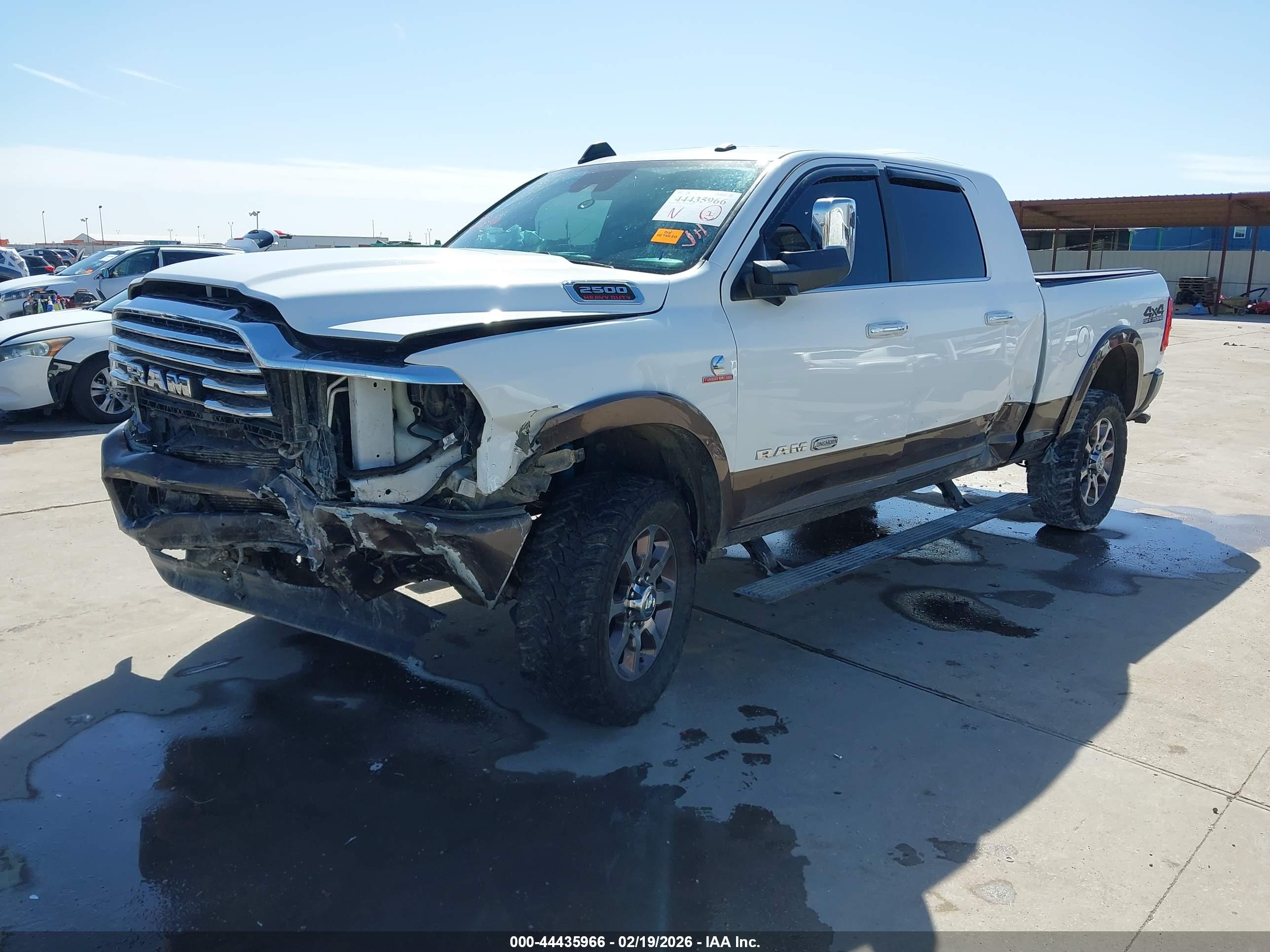 RAM 2500 image 2