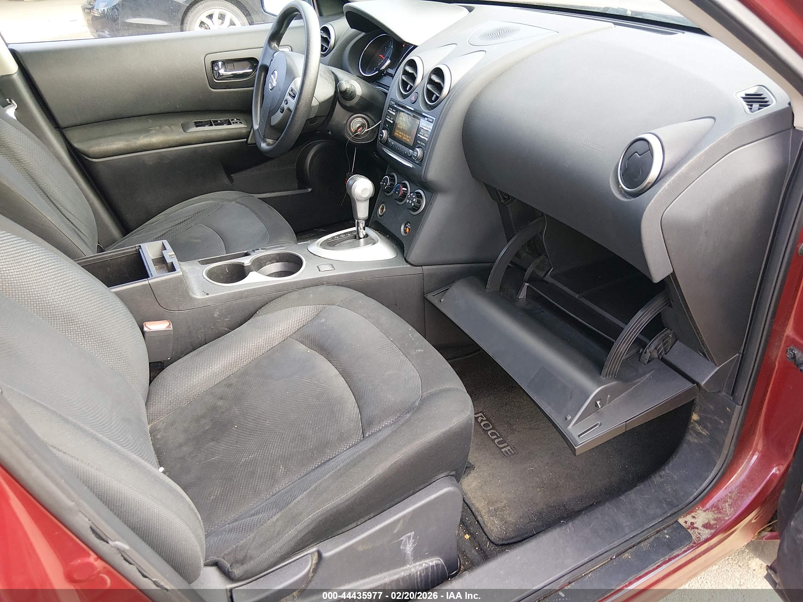 NISSAN ROGUE image 5