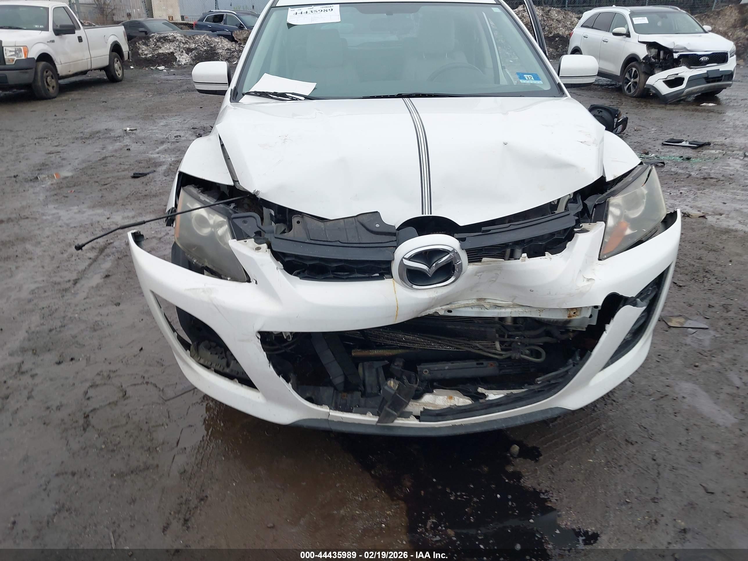 MAZDA CX-7 image 6