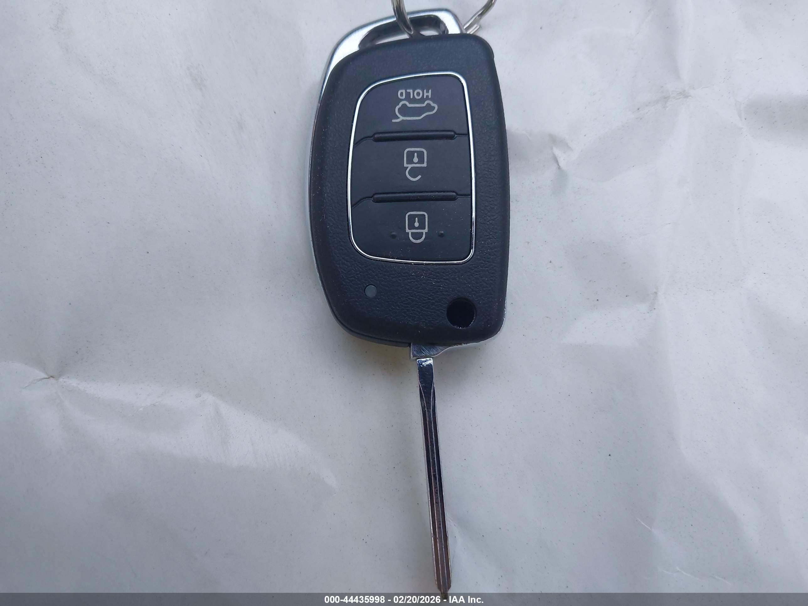 HYUNDAI SONATA image 11