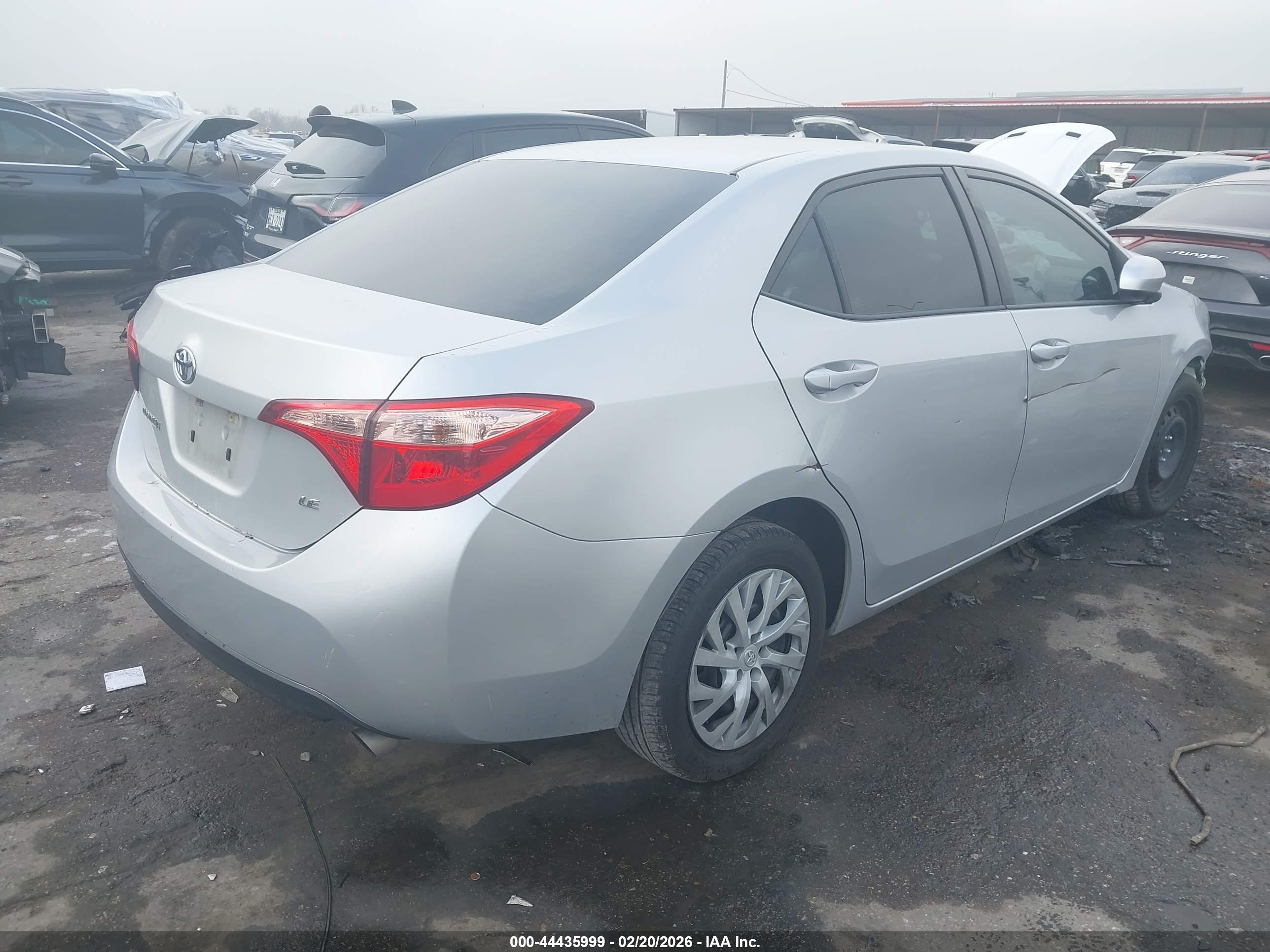 TOYOTA COROLLA image 4