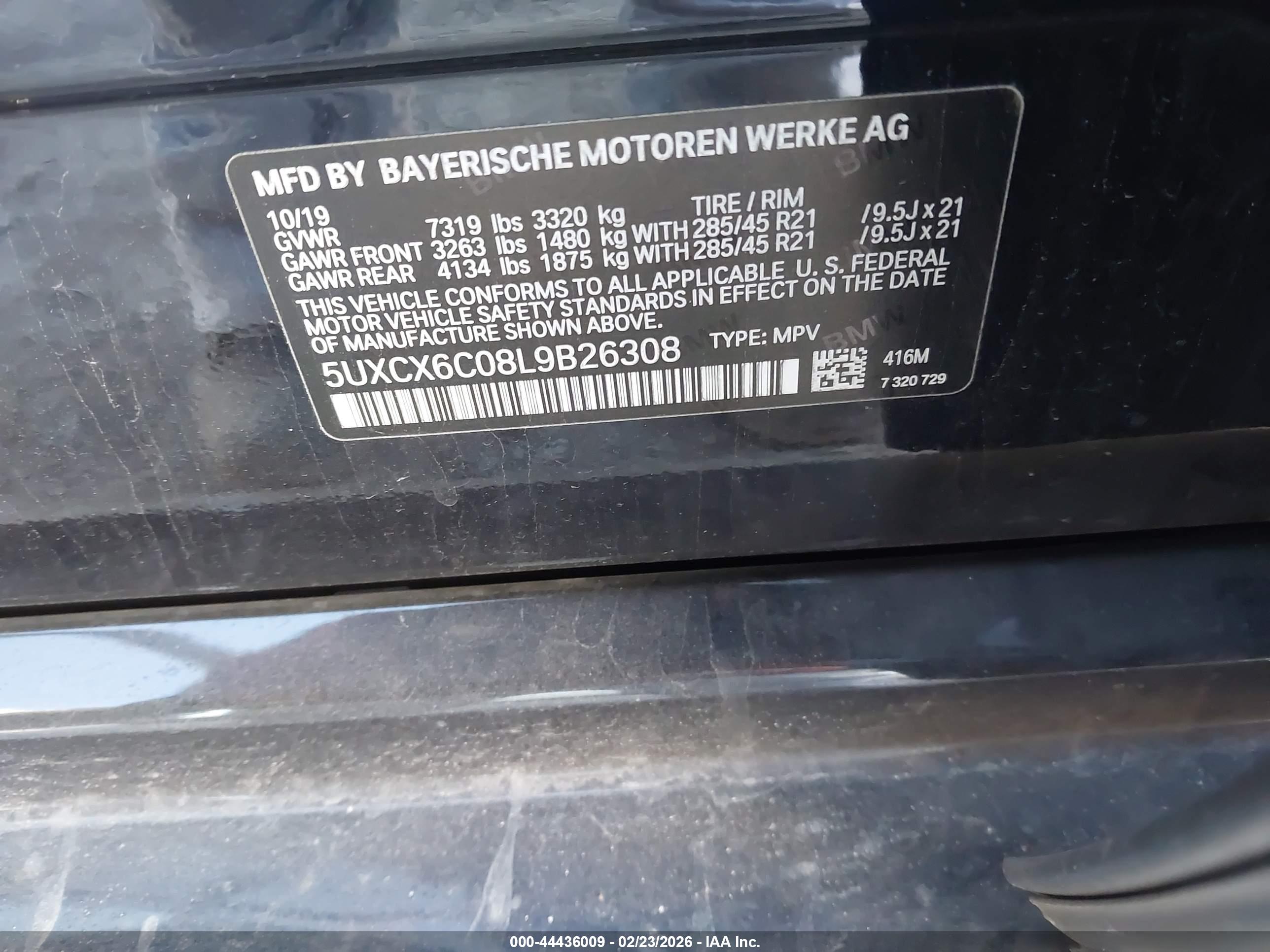BMW X7 image 9
