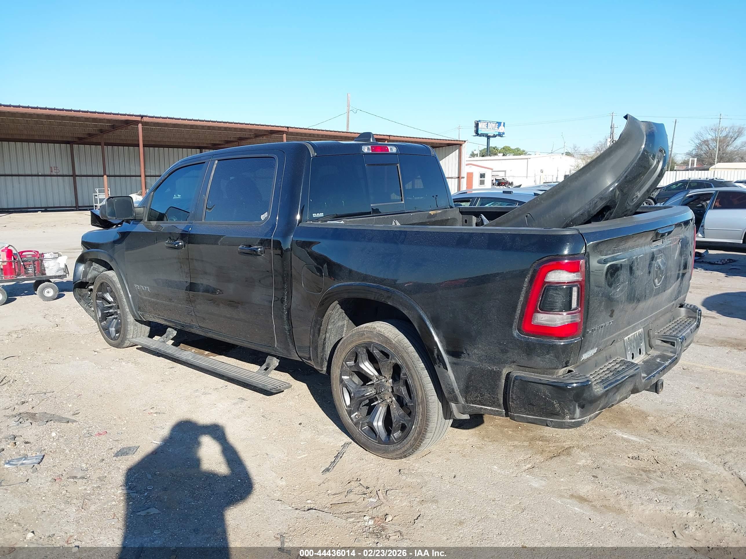 RAM 1500 image 3