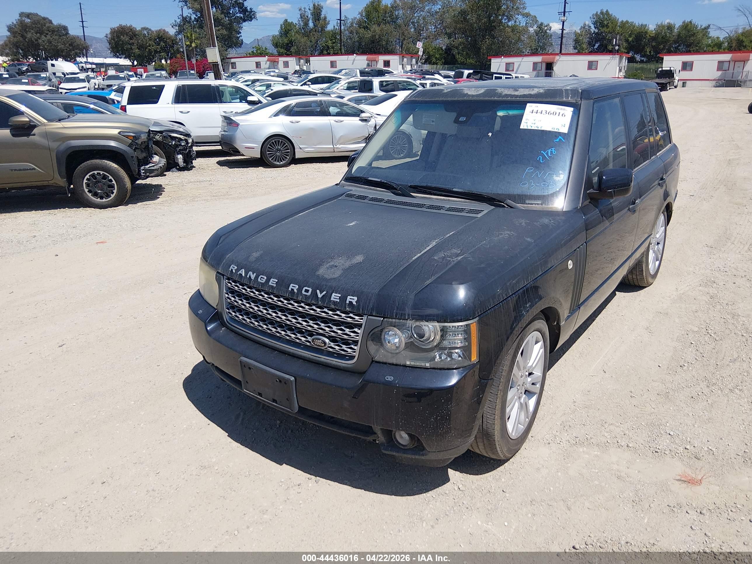 LAND ROVER image 6