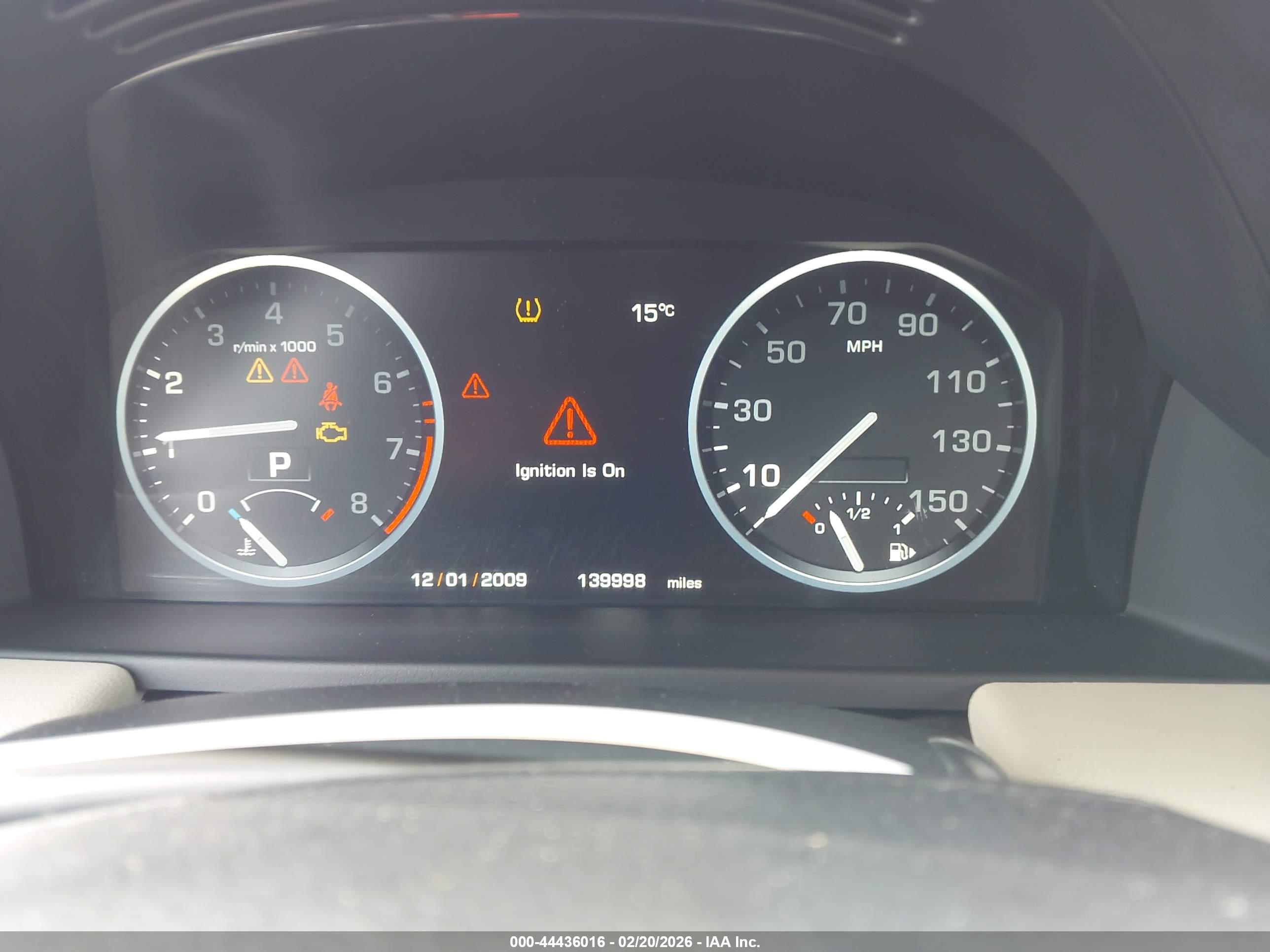 LAND ROVER image 7