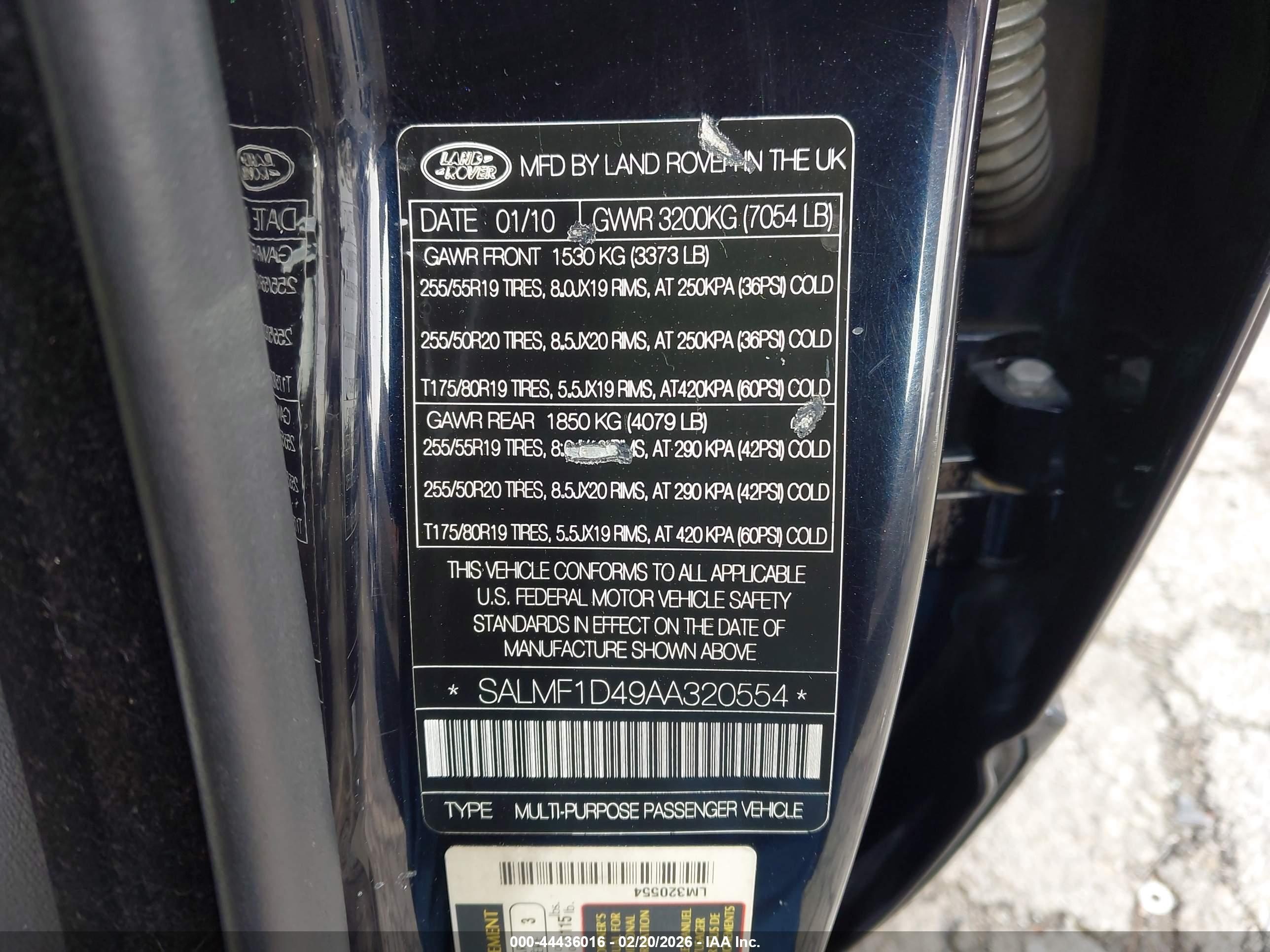 LAND ROVER image 9