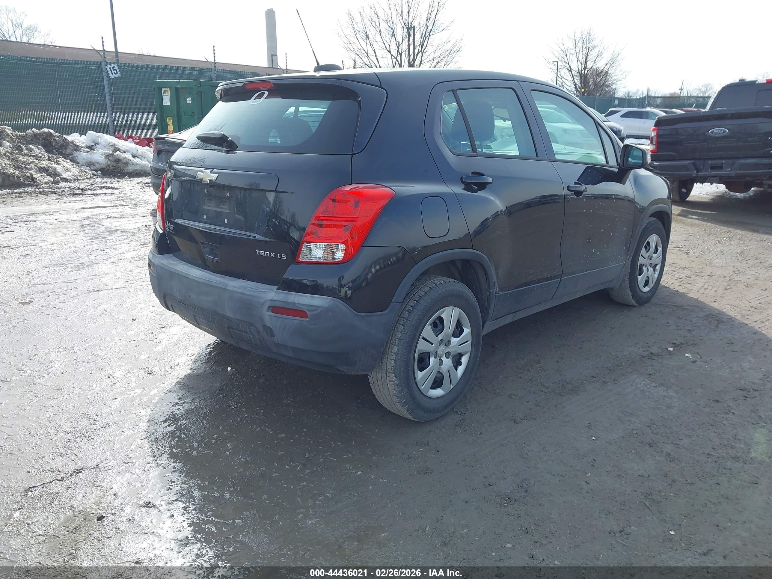 CHEVROLET TRAX image 4