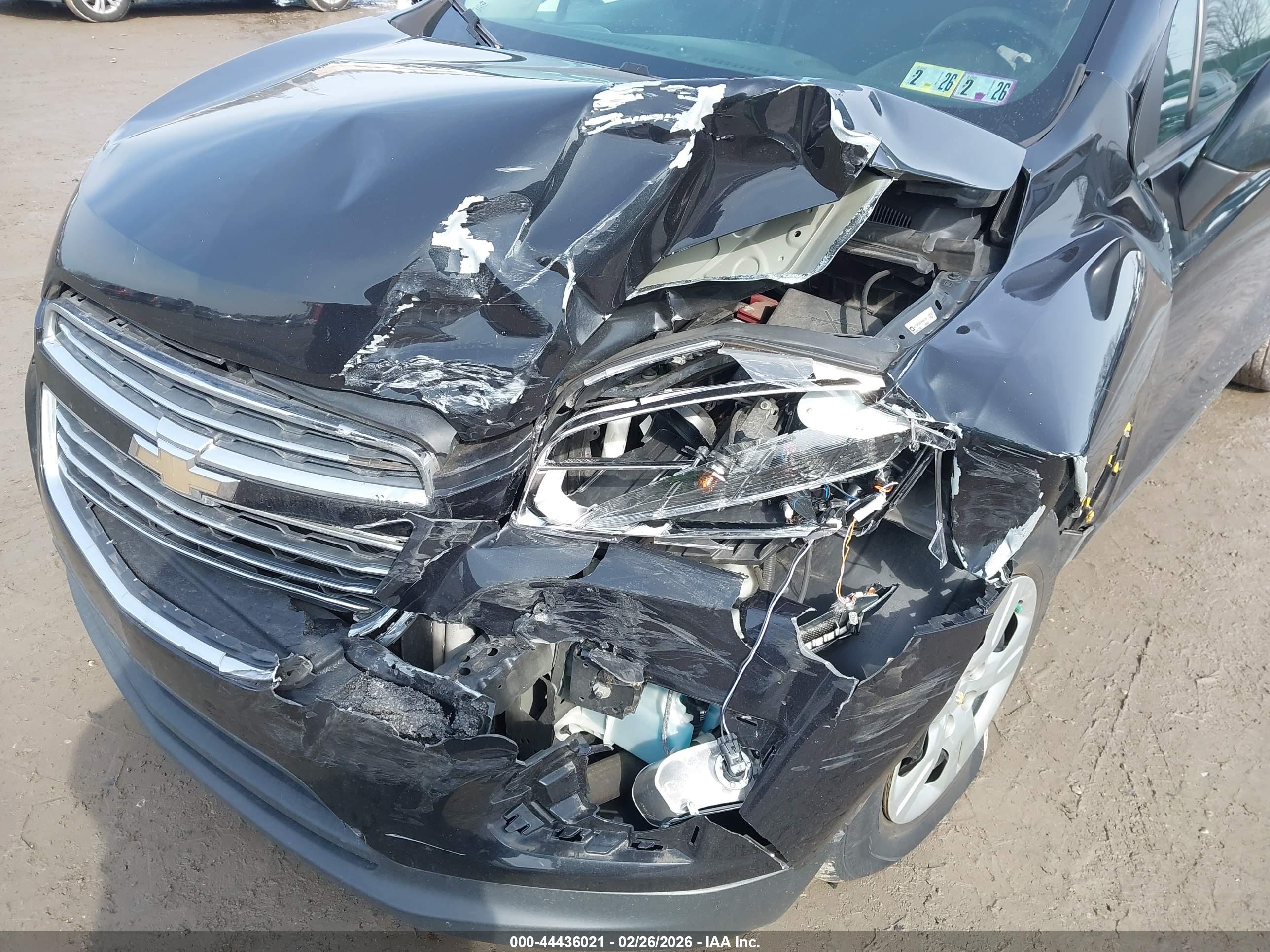 CHEVROLET TRAX image 6