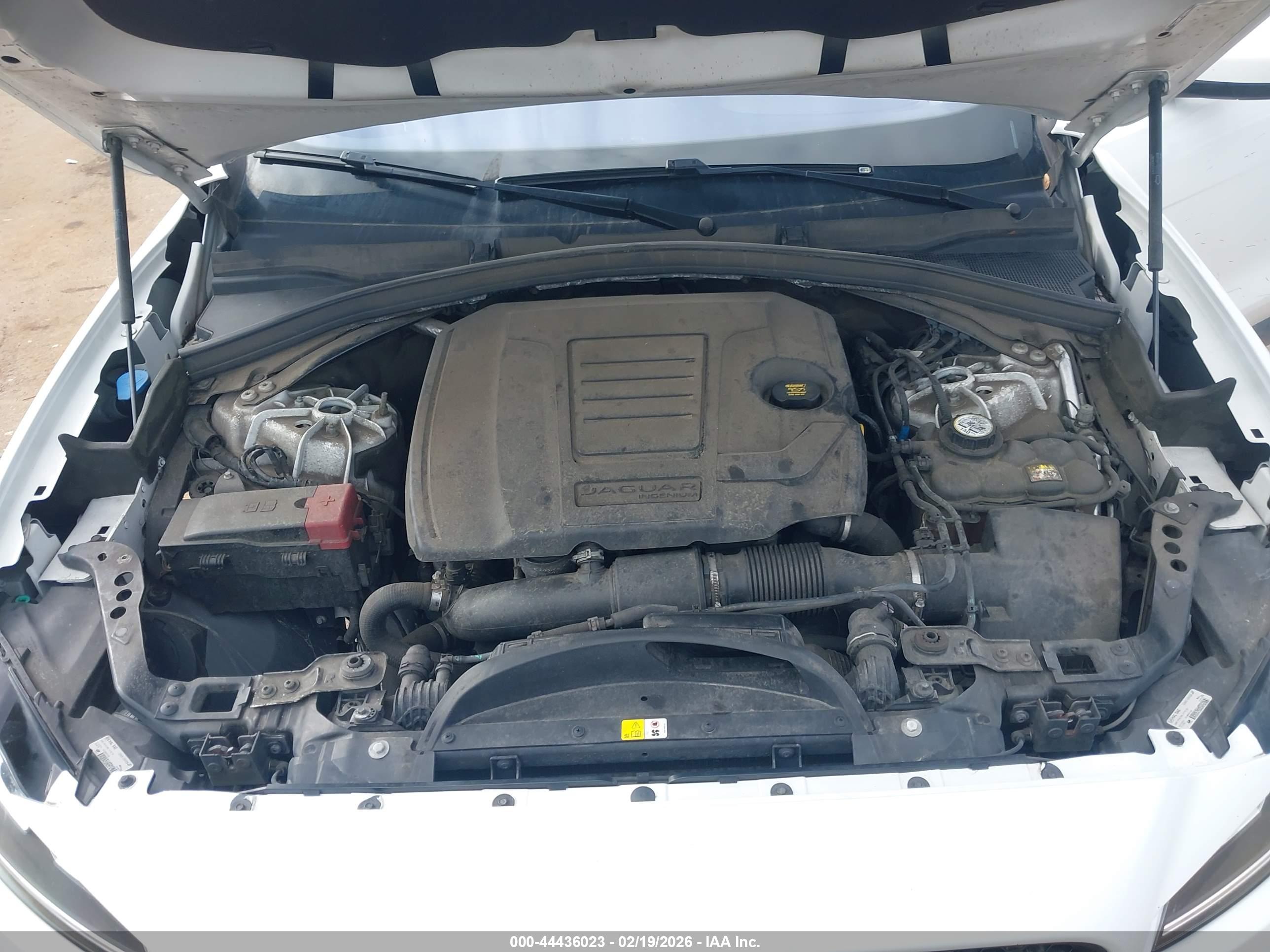 JAGUAR F-PACE image 10