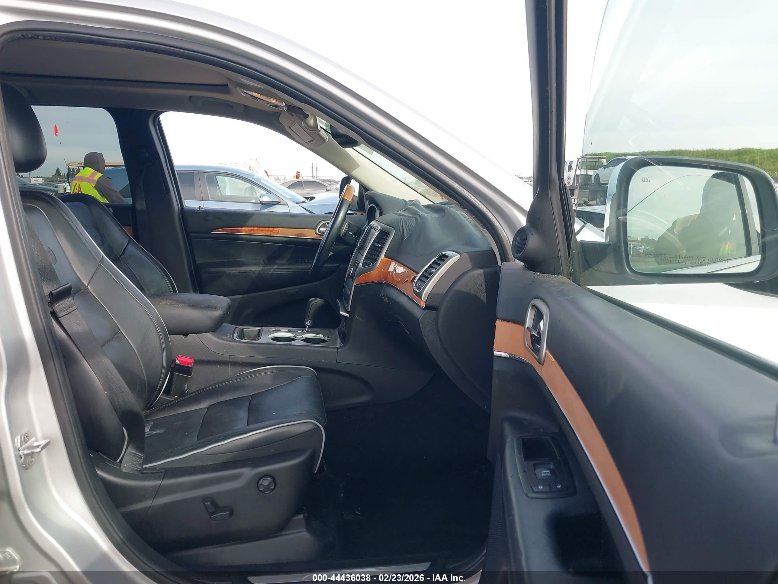 JEEP GRAND image 5