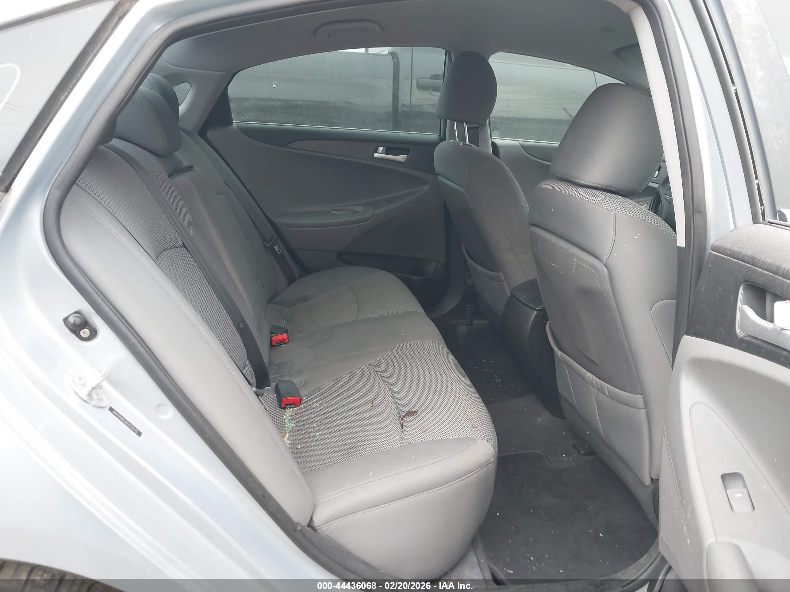 HYUNDAI SONATA image 8