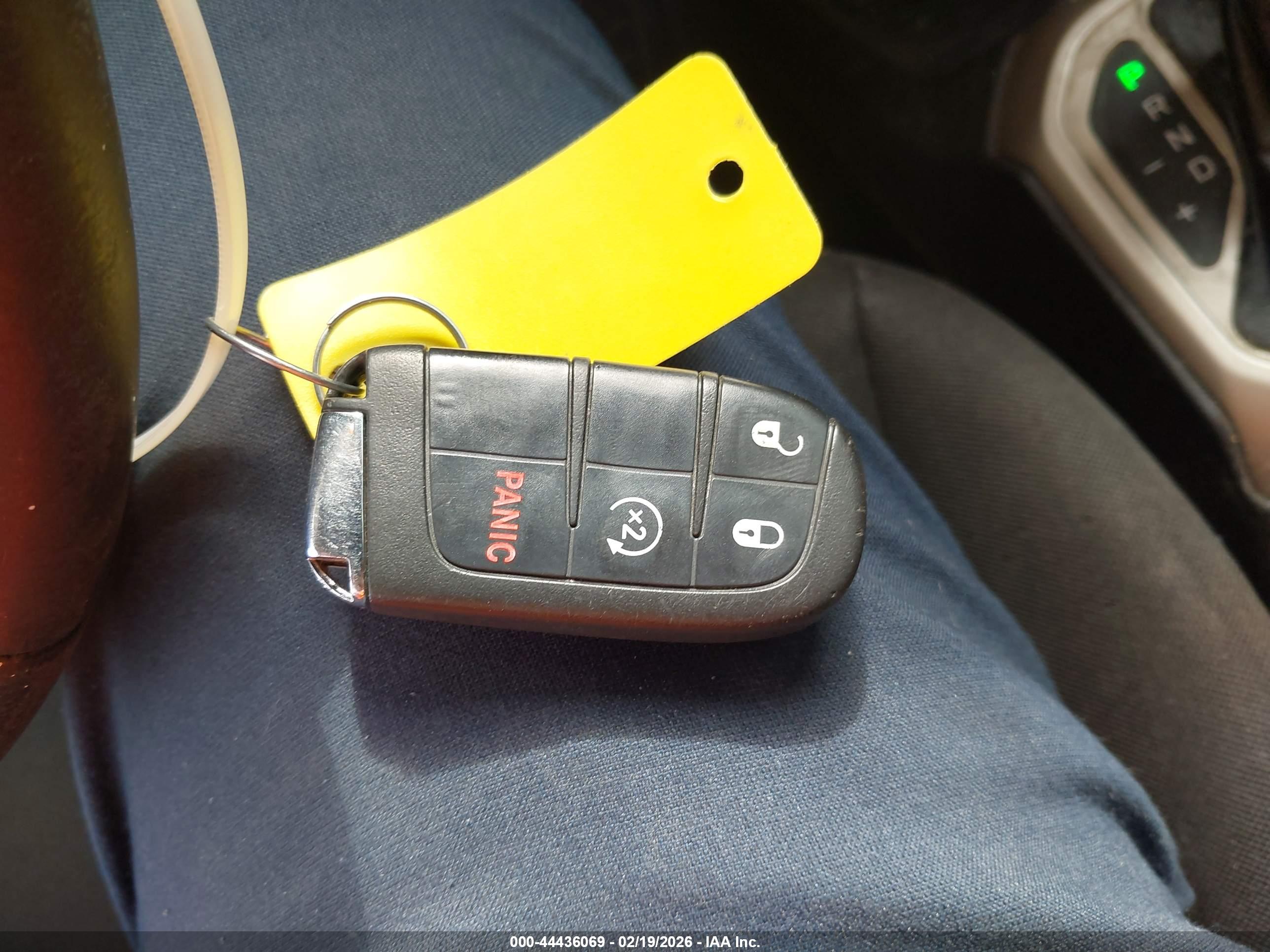 JEEP RENEGADE image 11