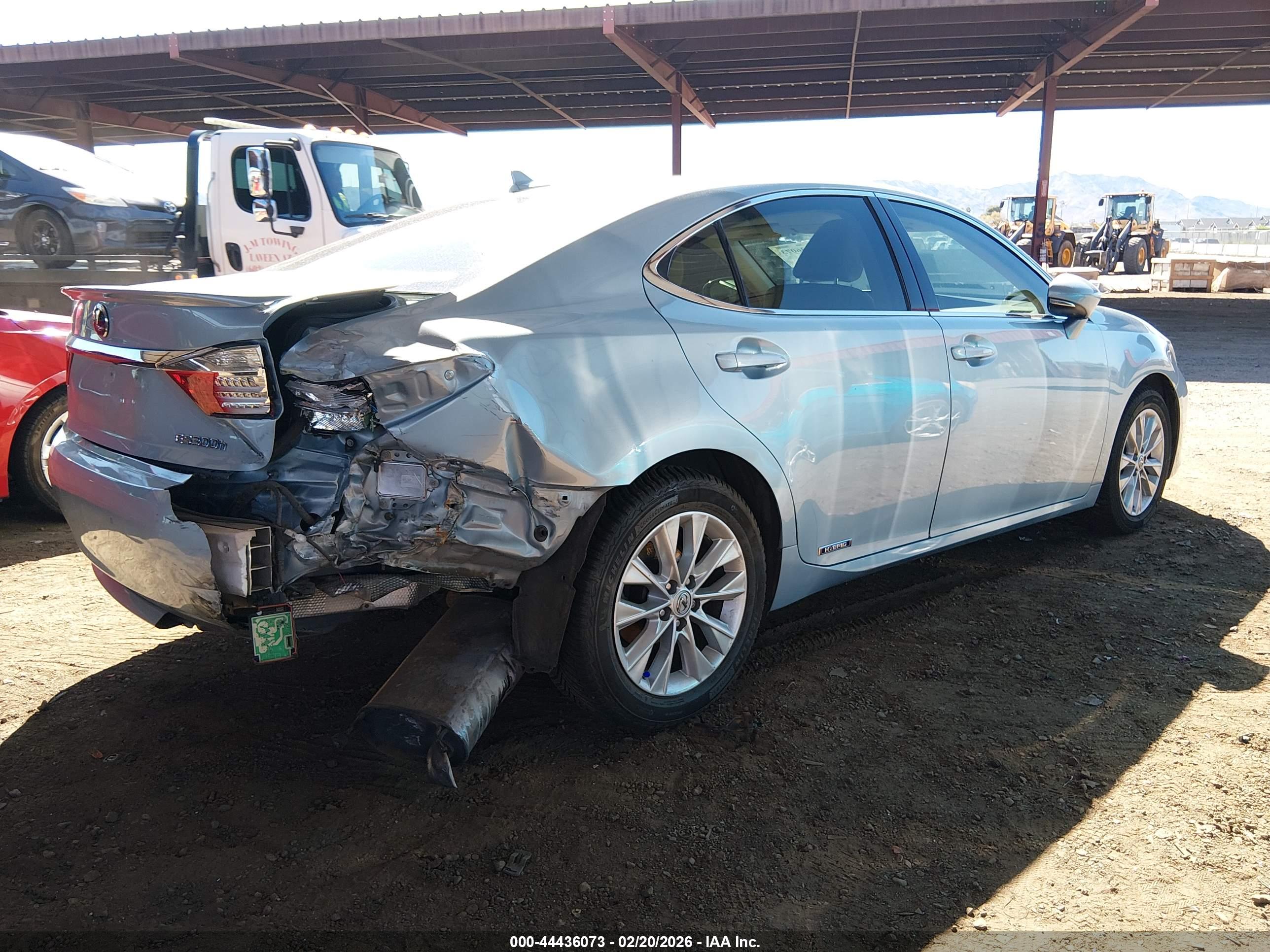 LEXUS ES image 6