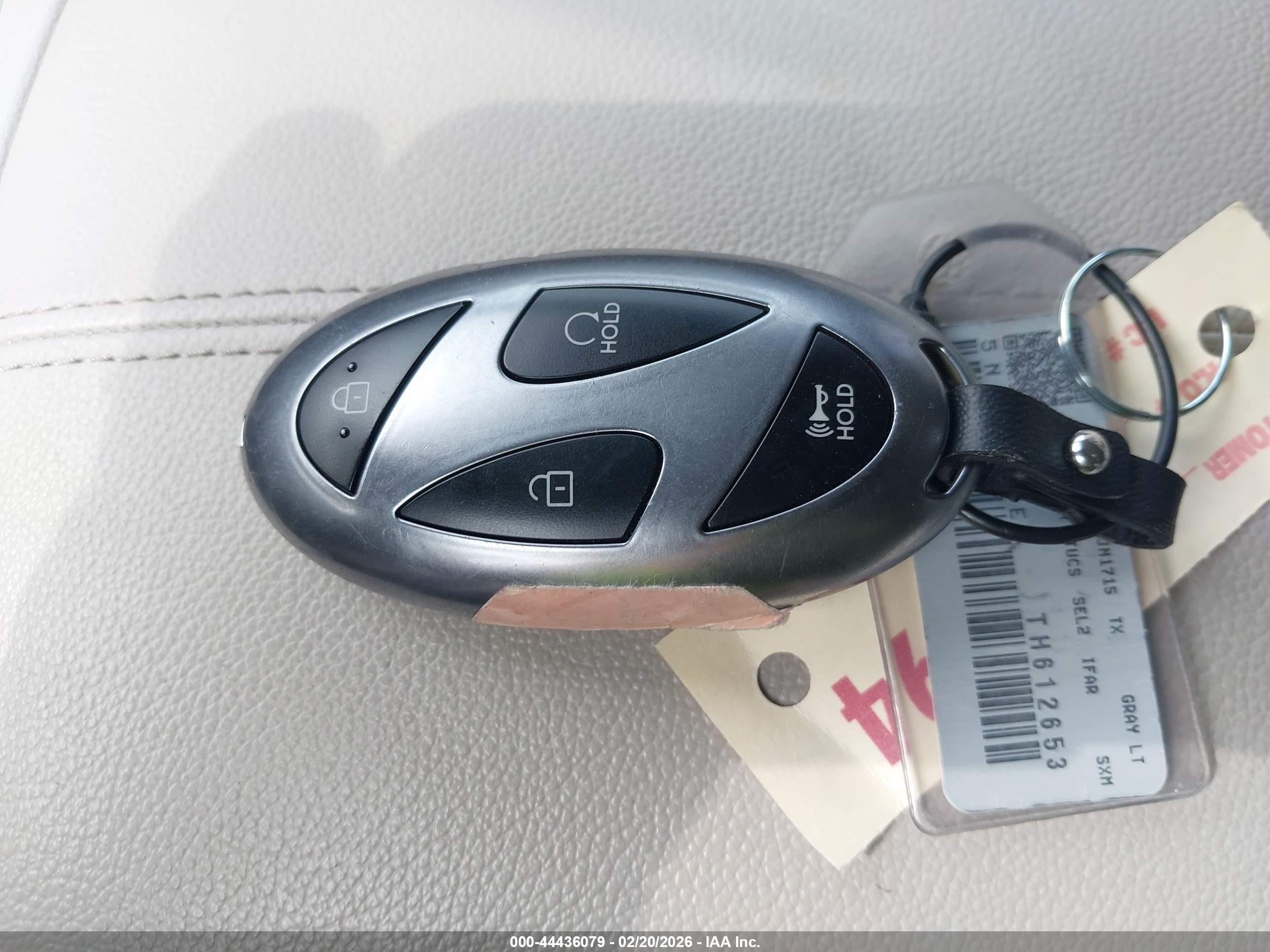 HYUNDAI TUCSON image 11