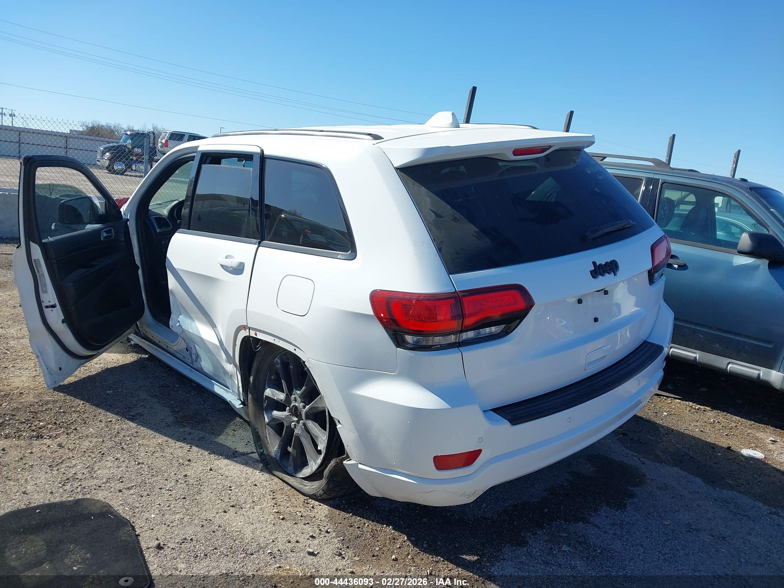 JEEP GRAND image 3