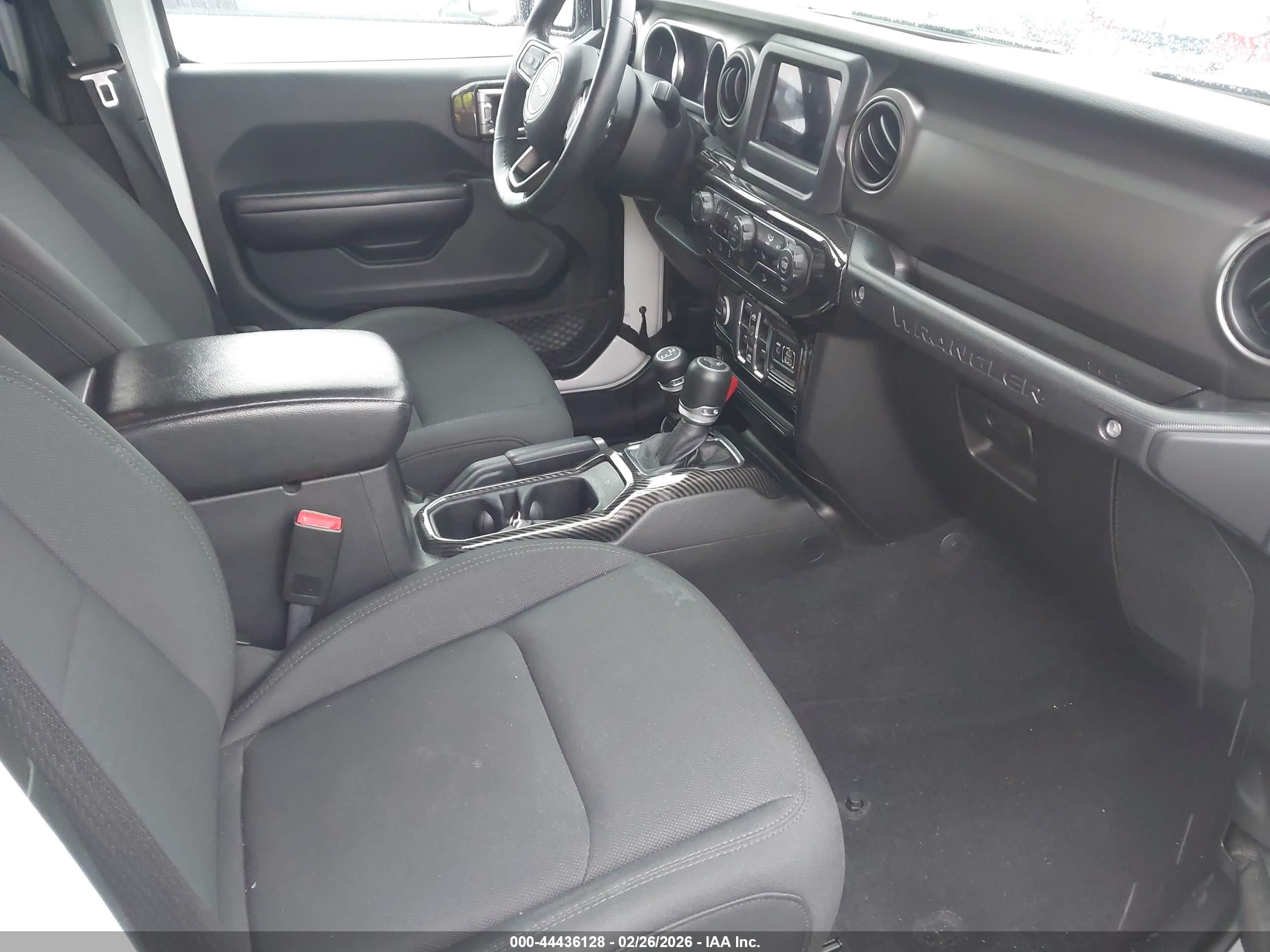 JEEP WRANGLER image 5