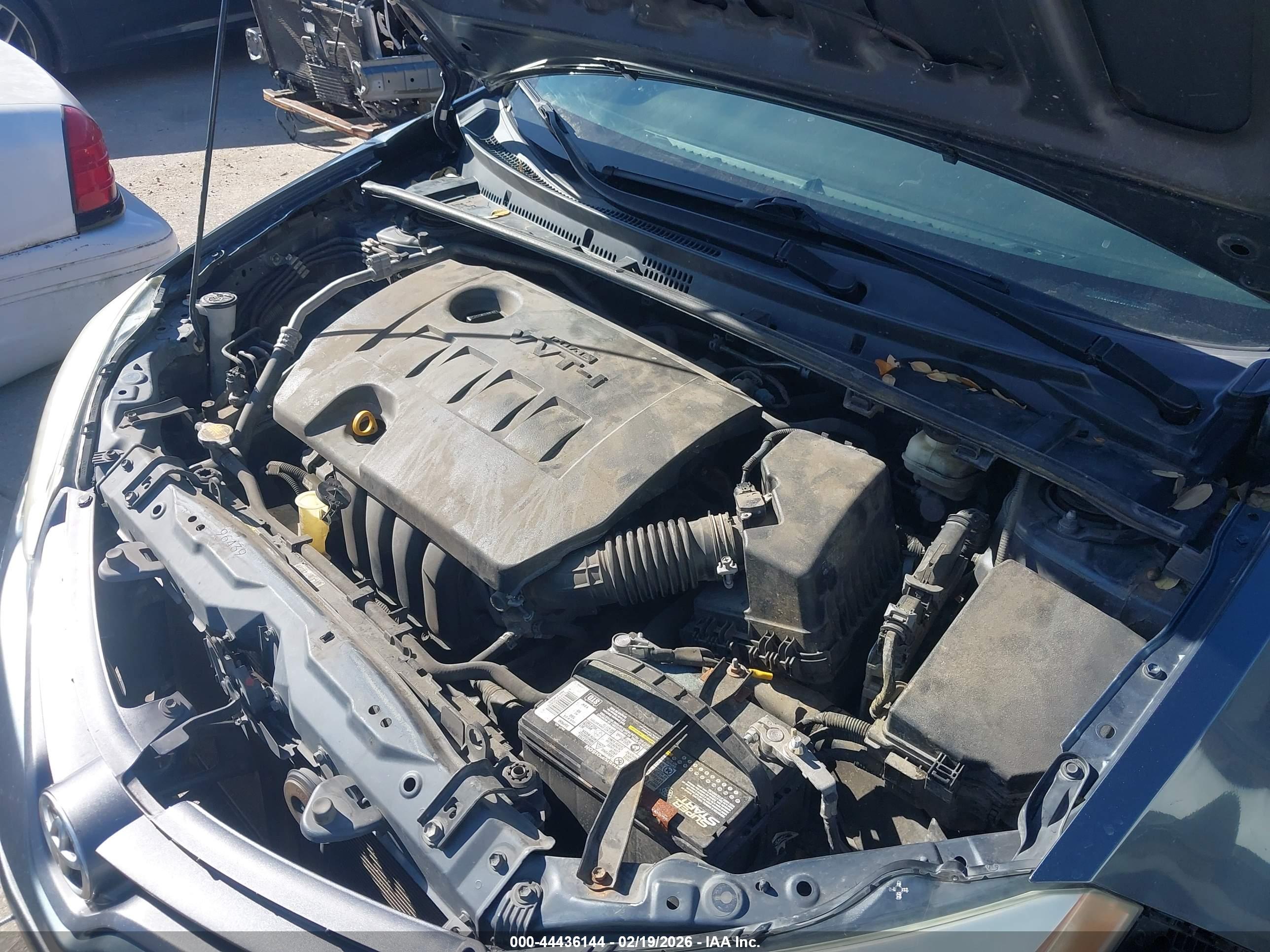 TOYOTA COROLLA image 10